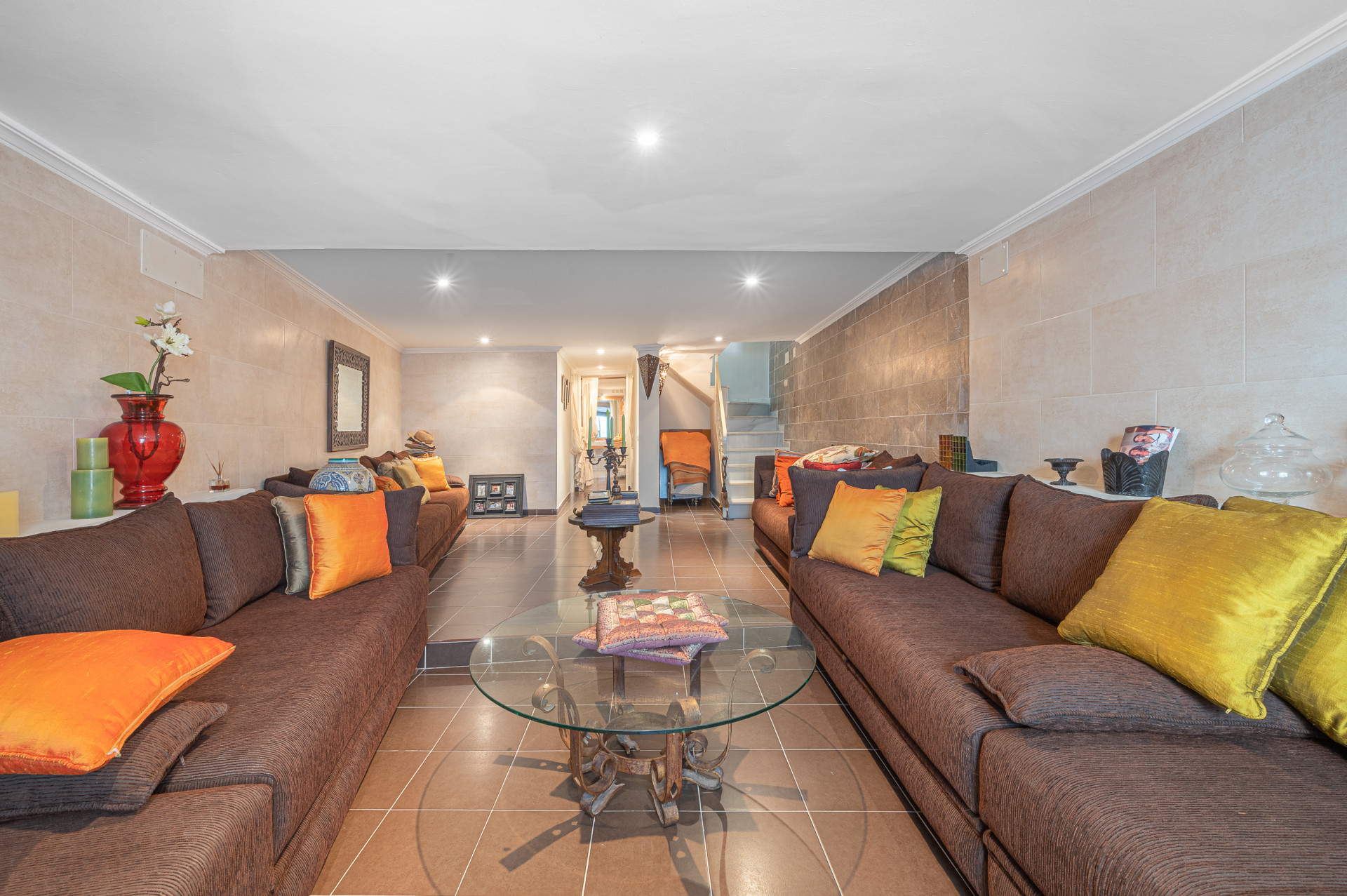 Three-bedroom townhouse with views in the best residential area of Nagueles