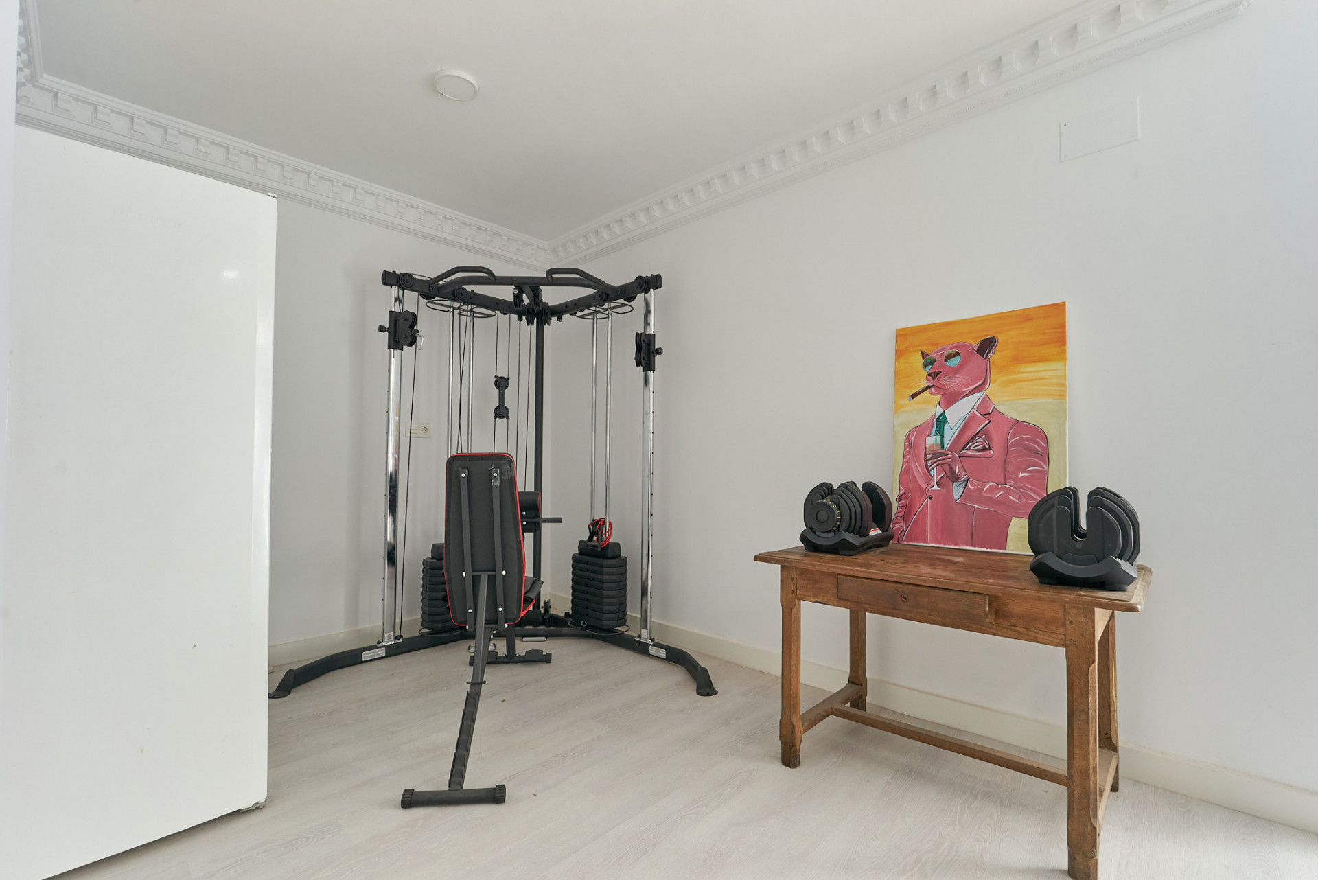 Five-bedroom semi-detached house a short walk from the beaches of the Golden Mile