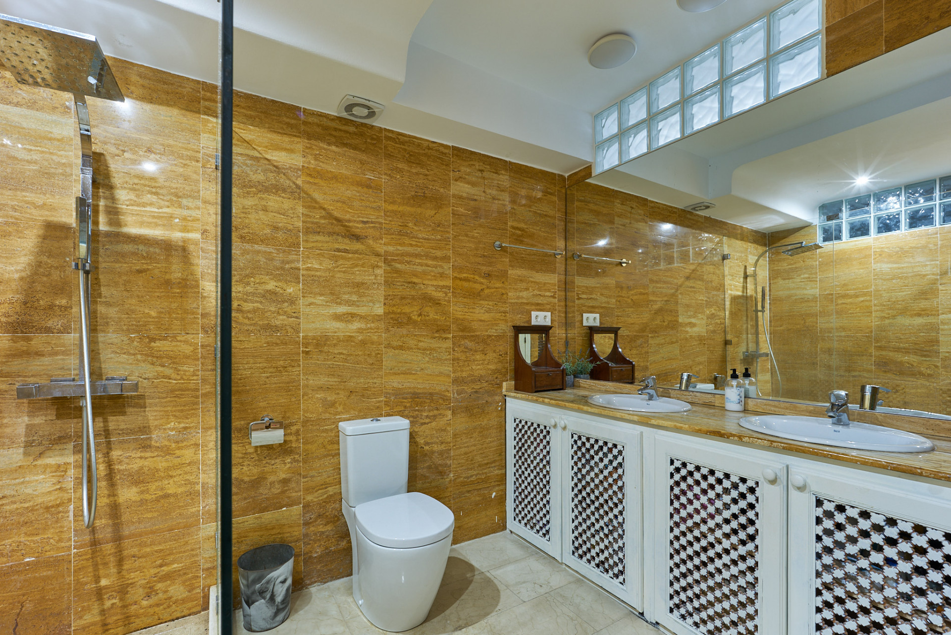 Semi Detached House for sale in Marbelah Pueblo, Marbella Golden Mile
