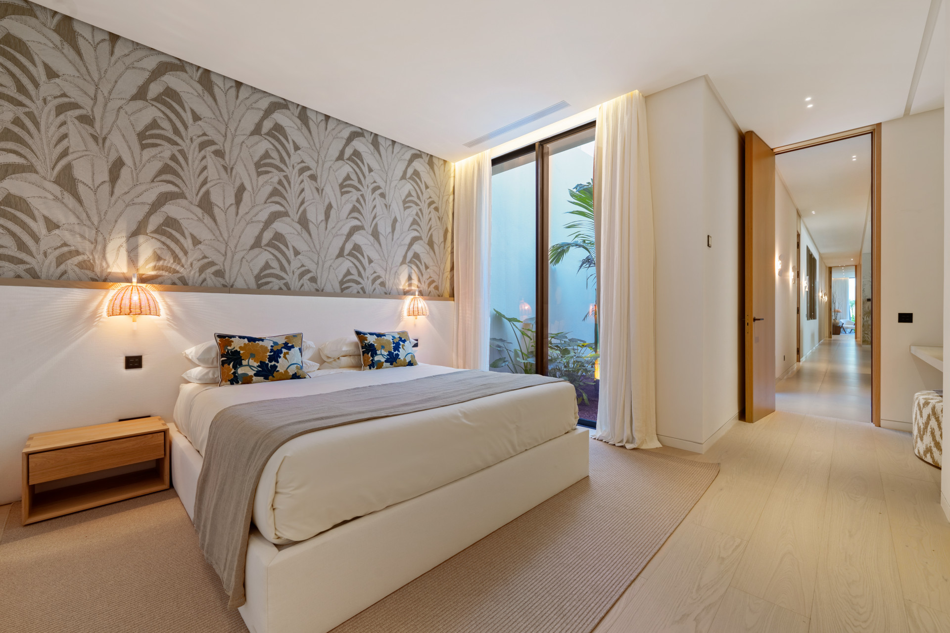 Modern Luxury Villa Nueva Andalucía