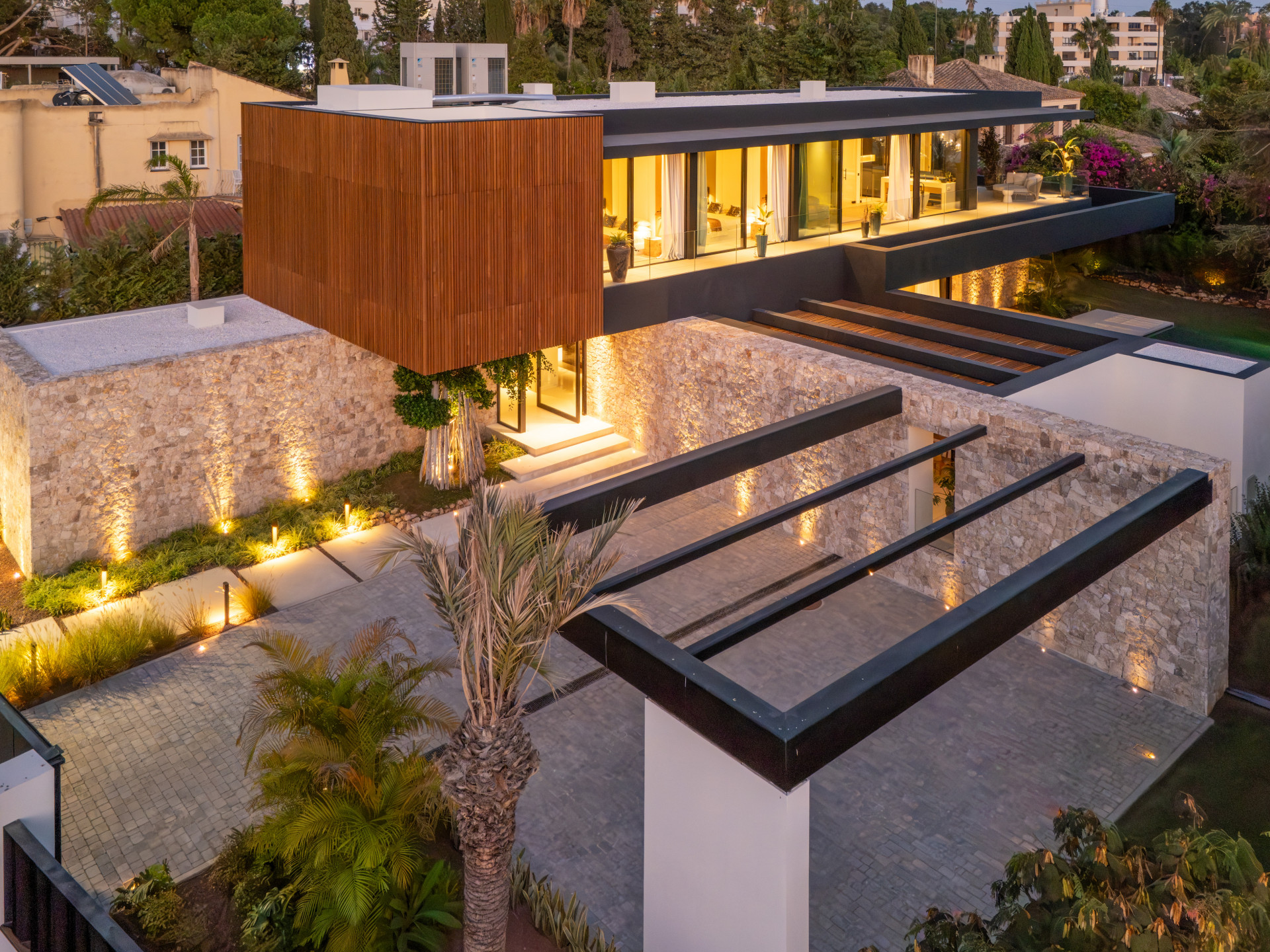 Modern Luxury Villa Nueva Andalucía