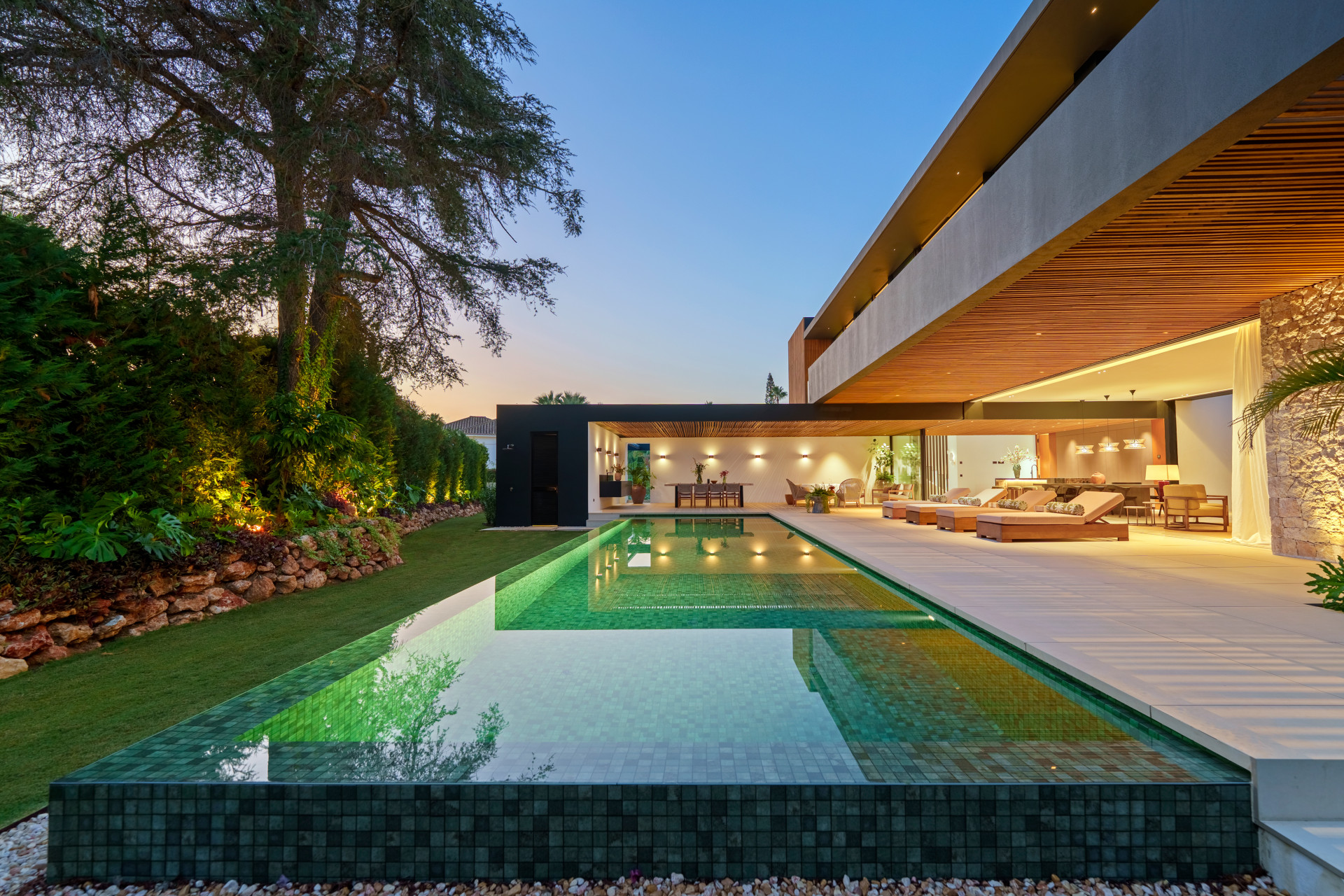 Modern Luxury Villa Nueva Andalucía