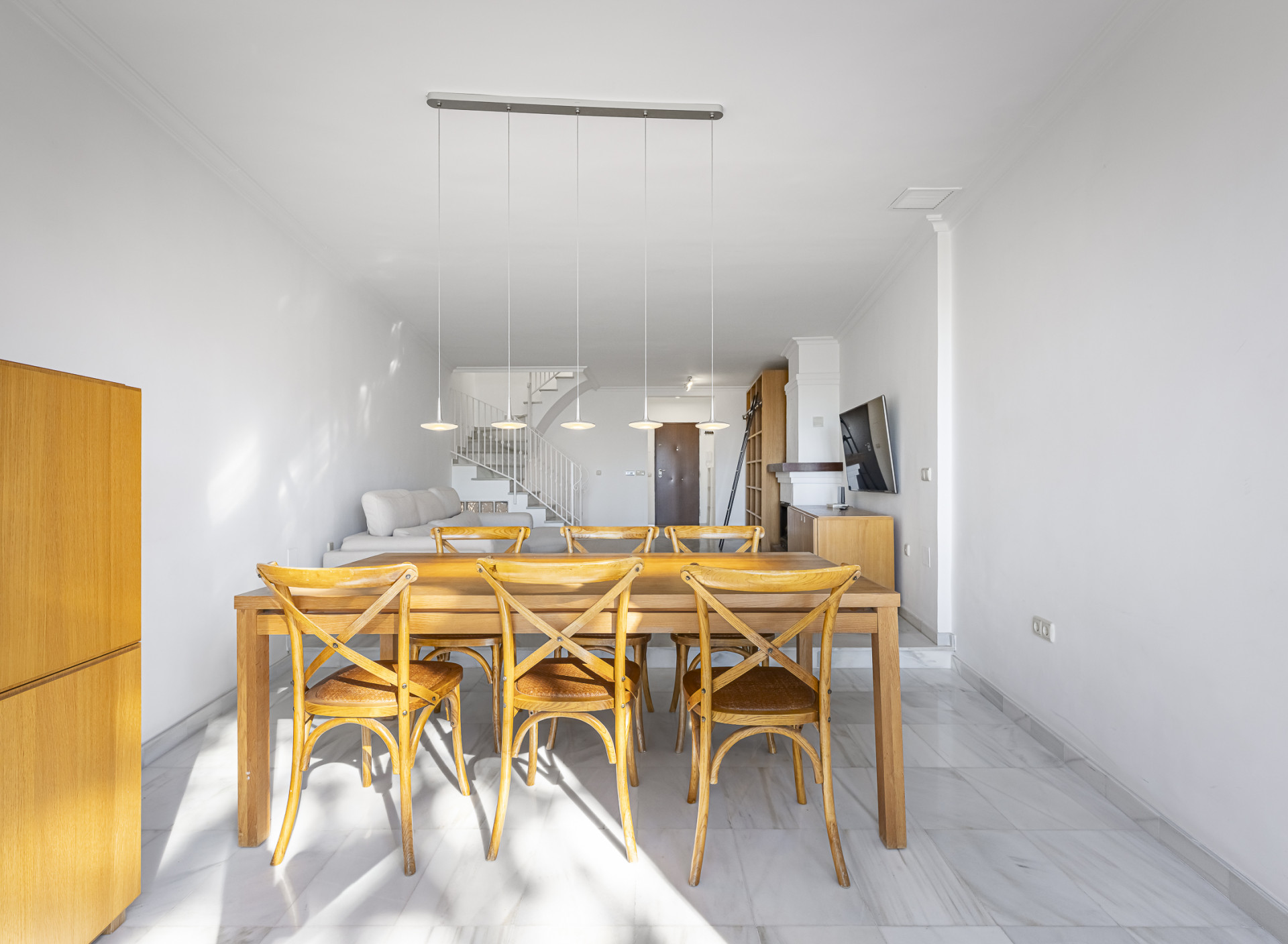 Three-bedroom townhouse in a Mediterranean village-style community in Nagules
