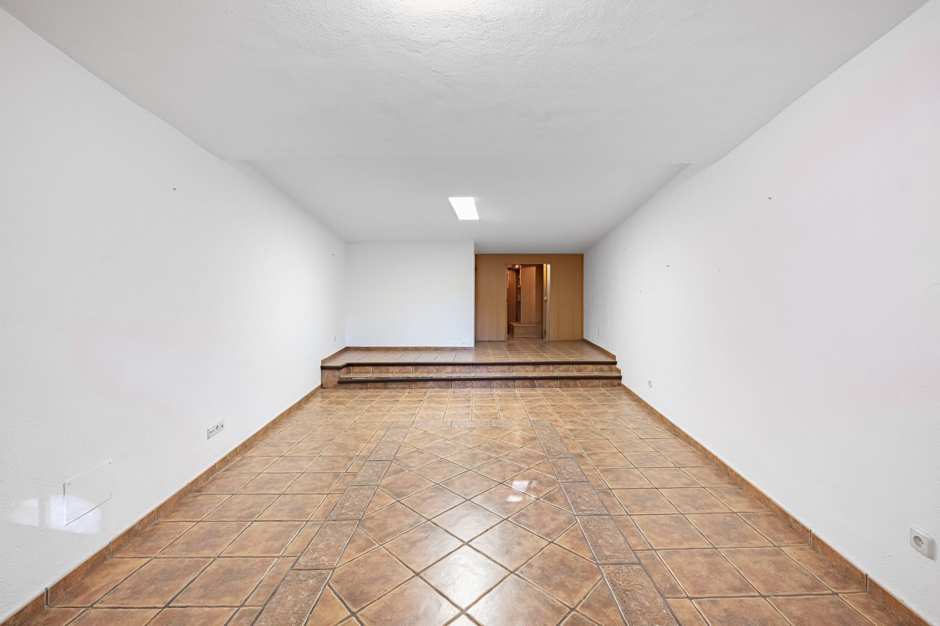 Three-bedroom townhouse in a Mediterranean village-style community in Nagules