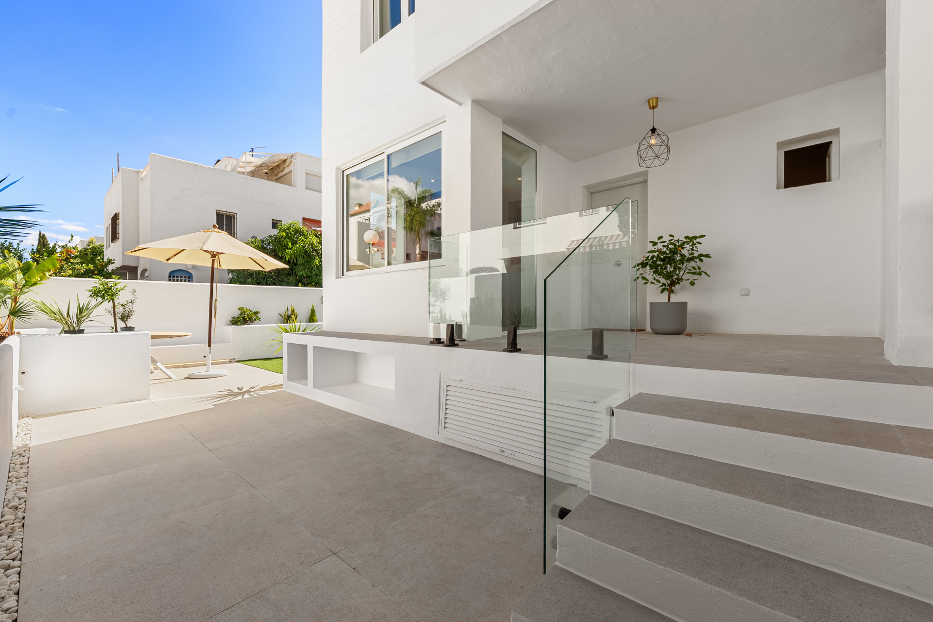 Fully Renovated Townhouse with Panoramic Sea Views on Marbella’s Golden Mile
