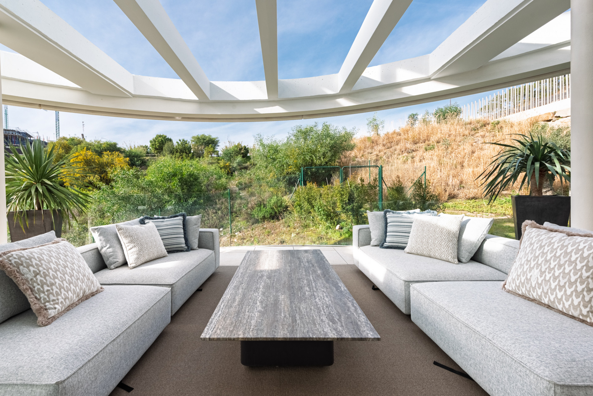 Private, 3 Bedroom Fully Furnished, Ground Floor Apartment with Exceptional Views