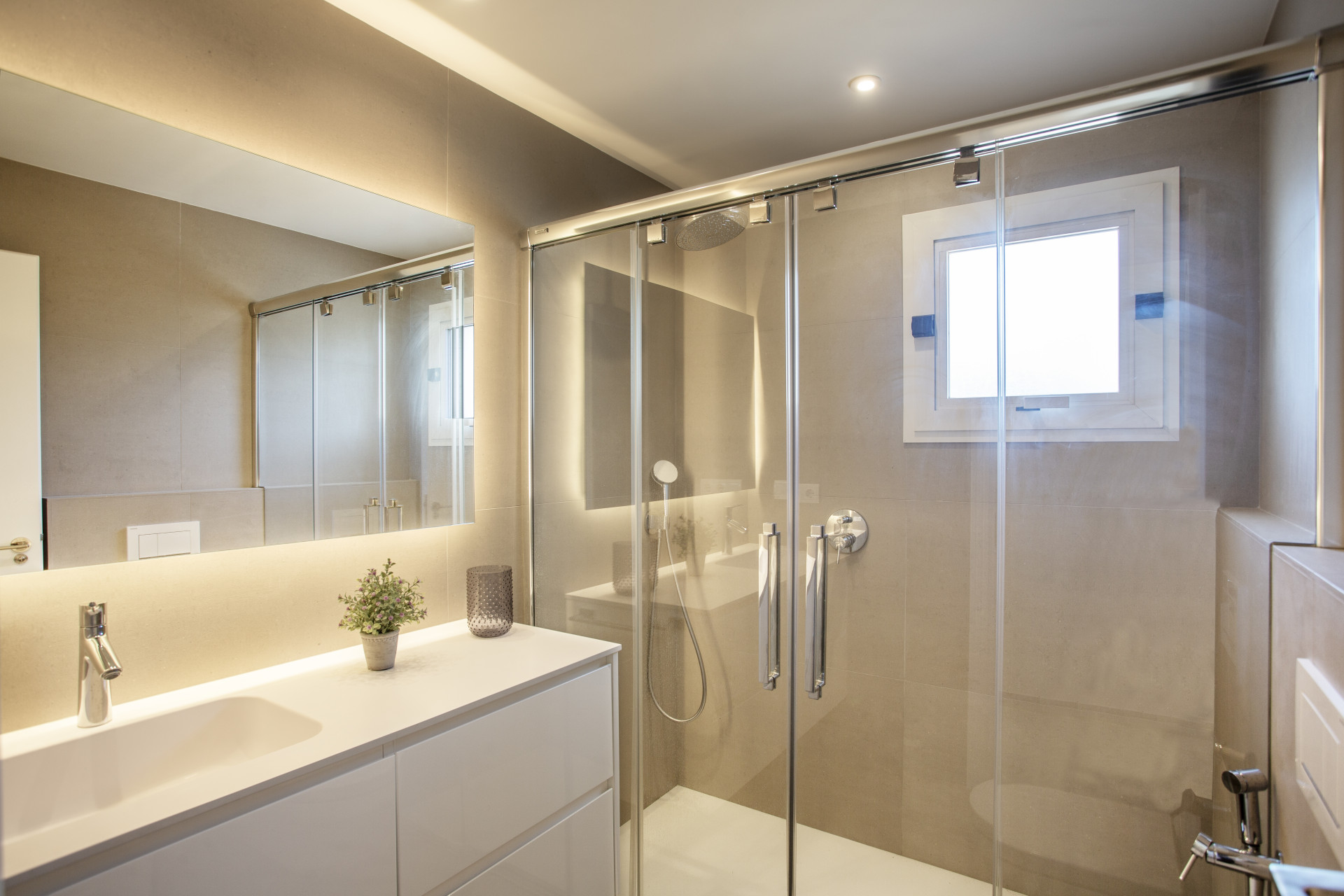 Luxurious beachfront corner penthouse.