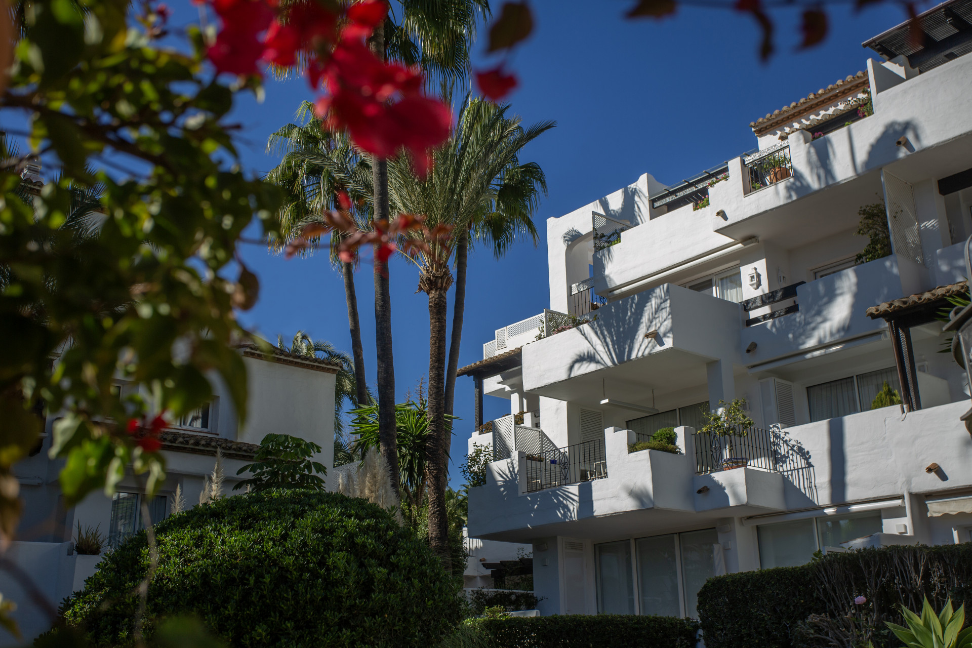 Luxurious beachfront corner penthouse.
