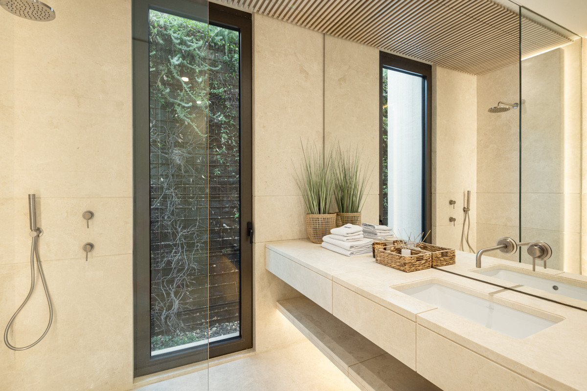 Luxury Villa With Panoramic Views