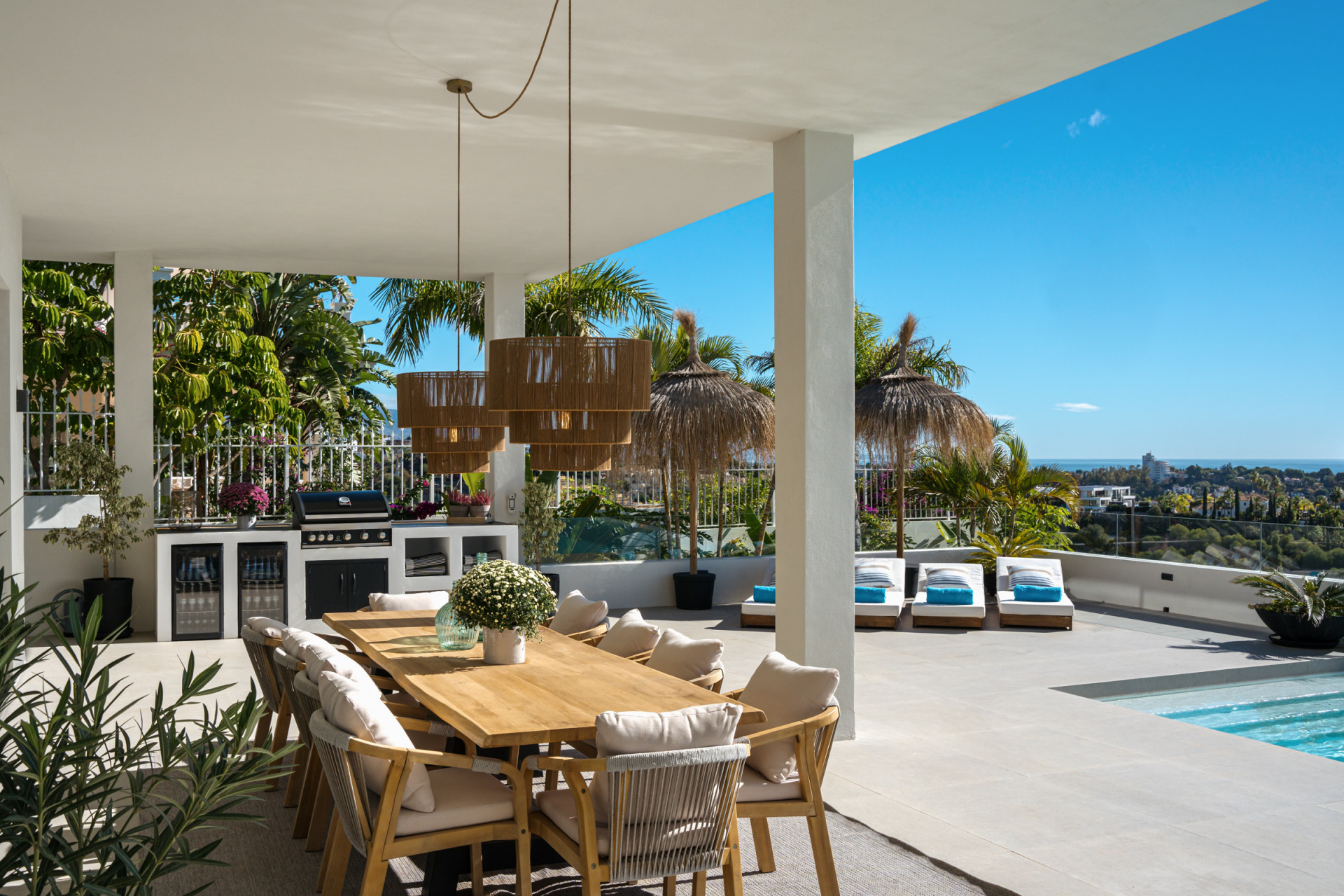 Refined Residential Estate in Los Flamingos, Benahavís