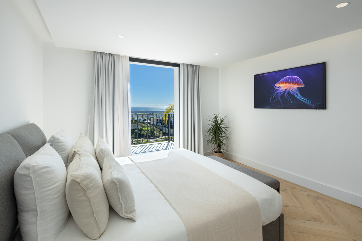 Contemporary panoramic villa