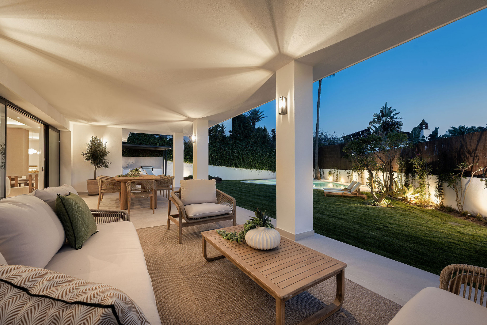 Elegant, Modern Luxury Villa in Marbella