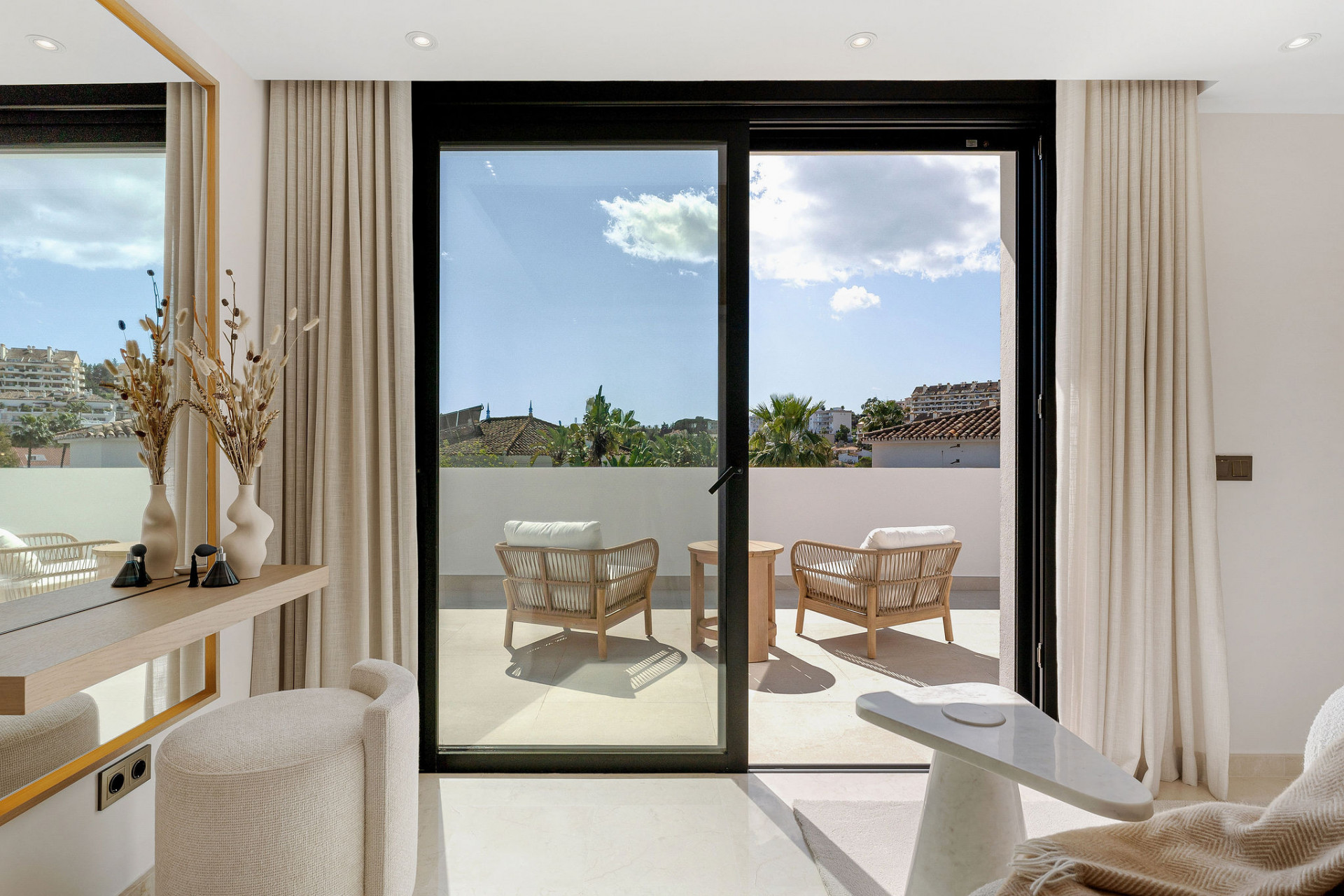 Elegant, Modern Luxury Villa in Marbella