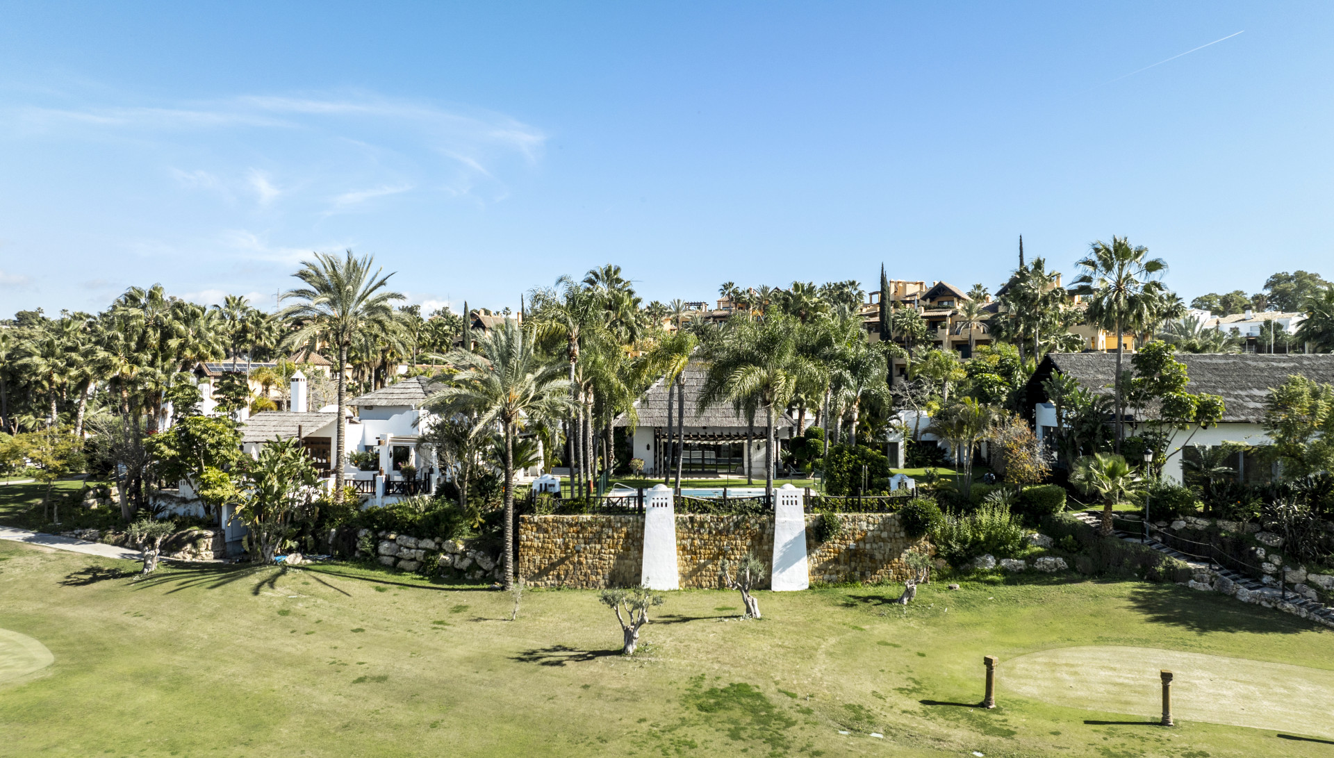 Exclusive Lifestyle, Prime Location