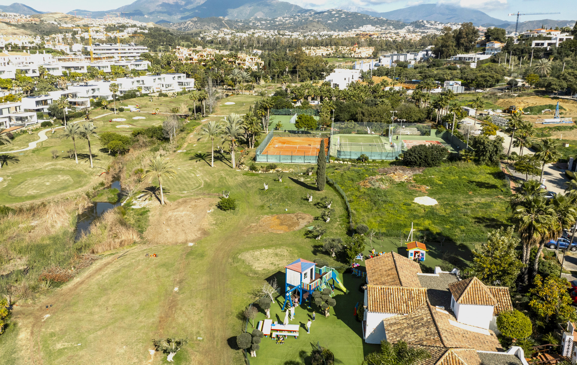 Exclusive Lifestyle, Prime Location