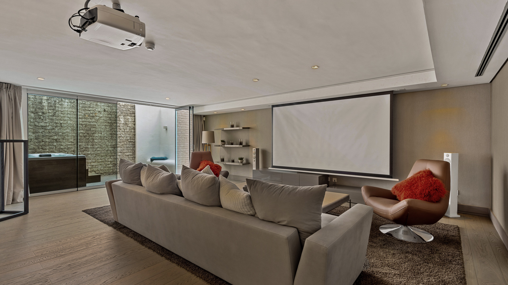 Exquisite Villa With Sea Views on The Golden Mile