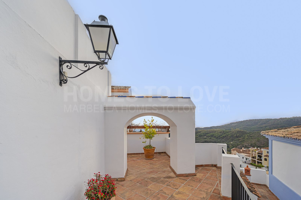 Adosado en venta en Benahavis