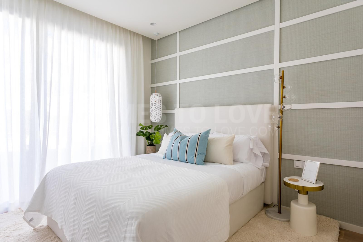 Luxury Residences with Scenic Views For Sale at Marbella Club Hills, Benahavis