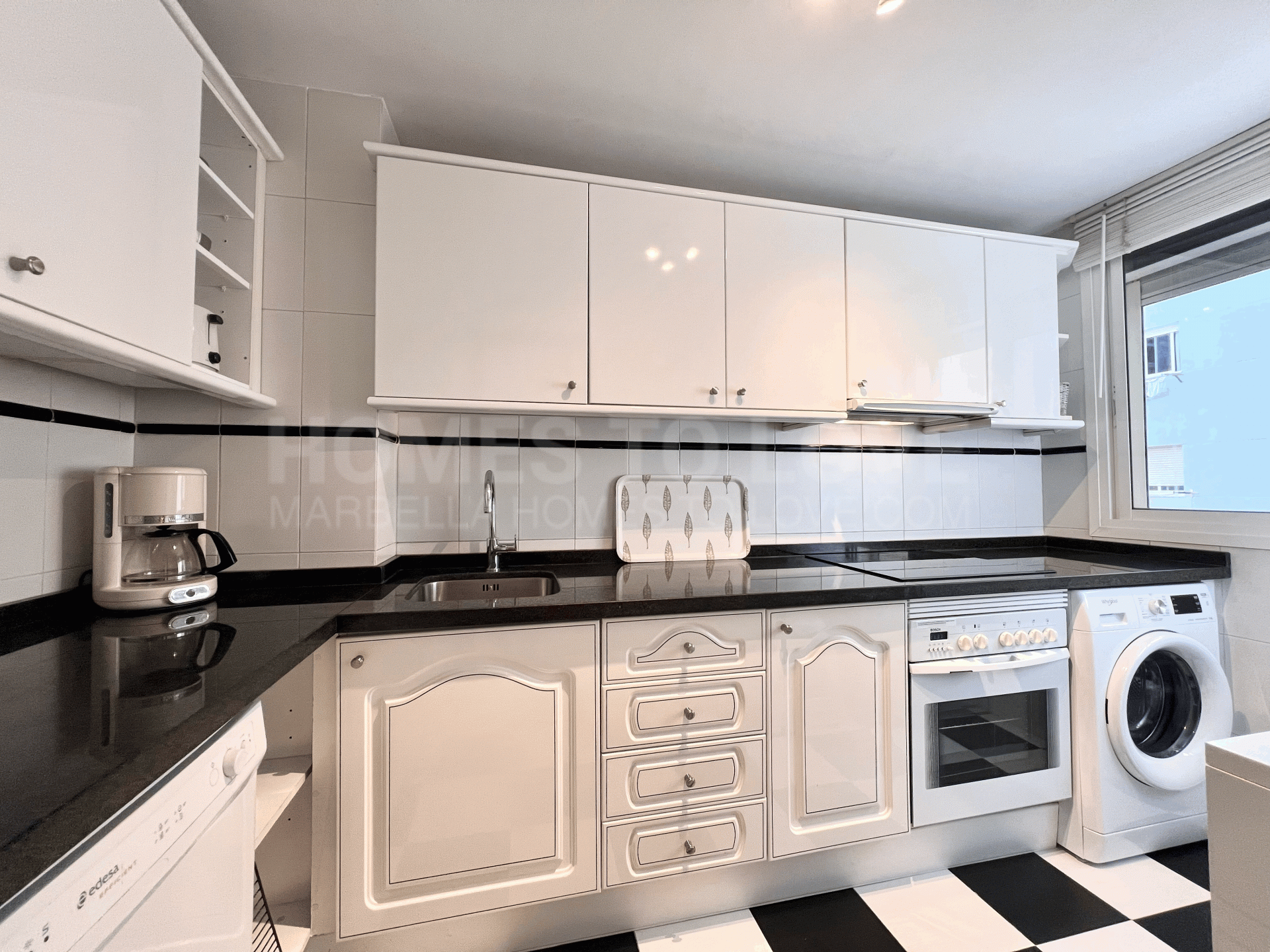 Beautiful Apartment in Estepona Centre