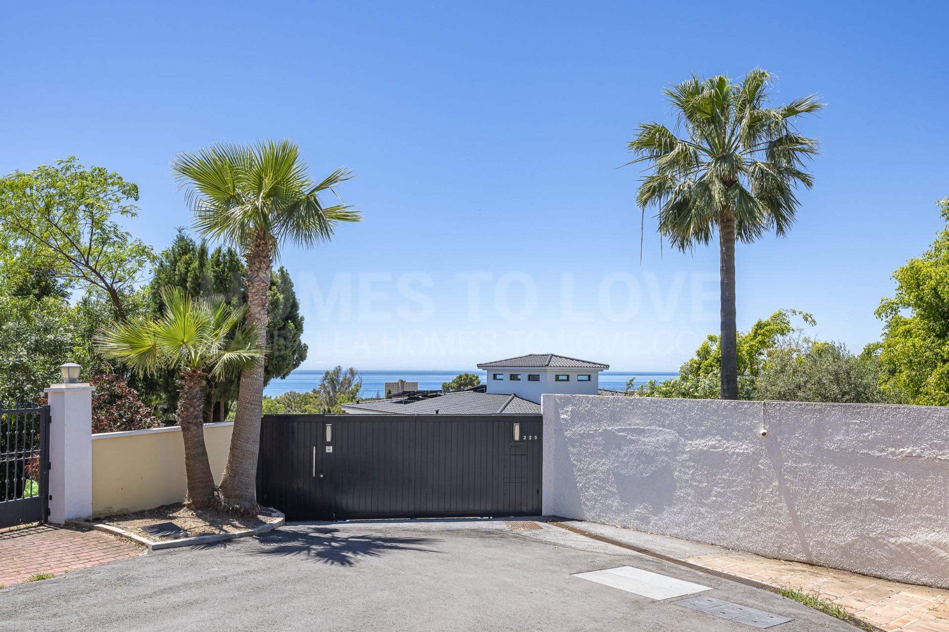 Statement Villa with Panoramic Coastline Views for Sale in Hacienda Las Chapas, Marbella East