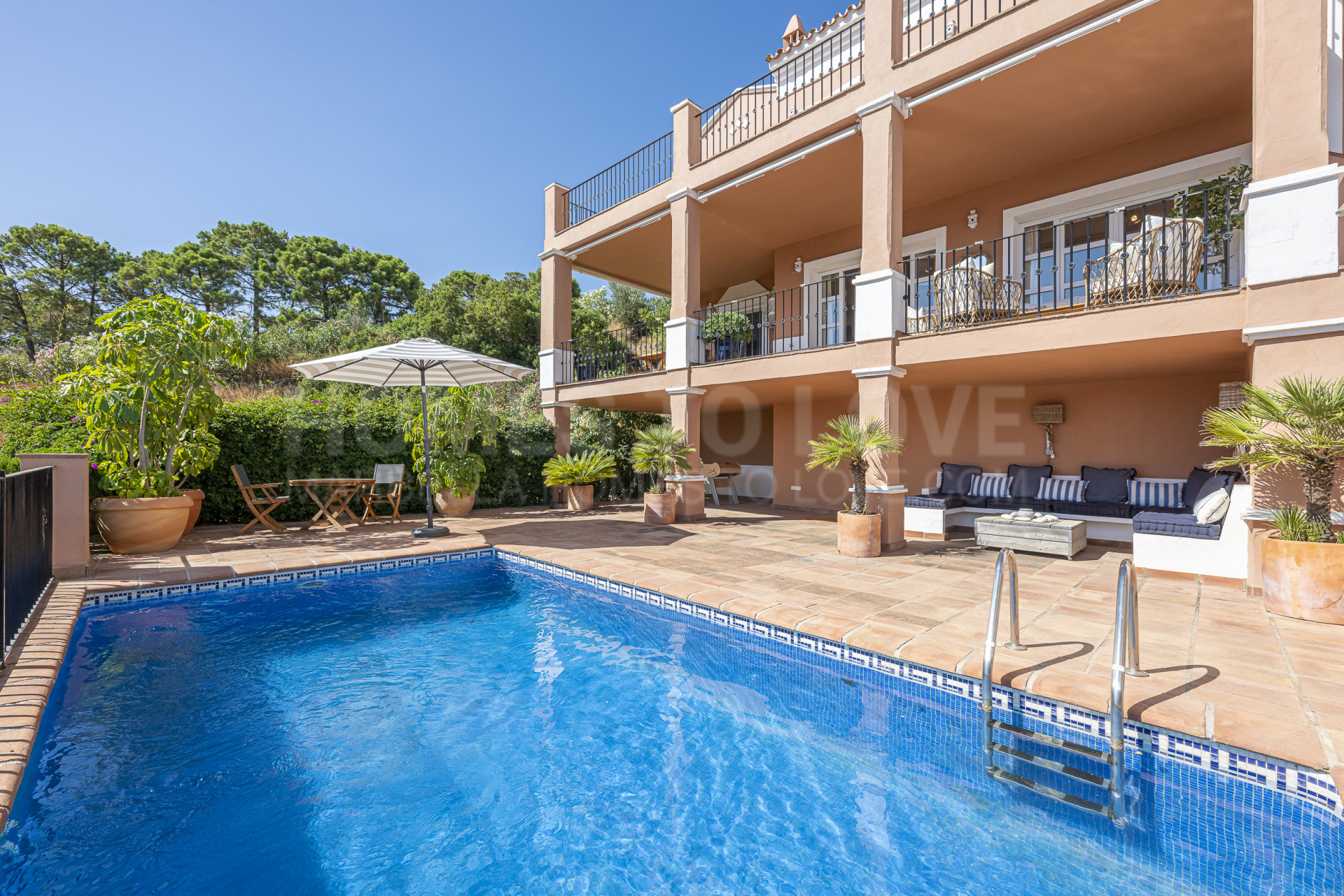 Four-Bed Hillside Detached House with Pool and Sea Views, Monte Mayor, Benahavis