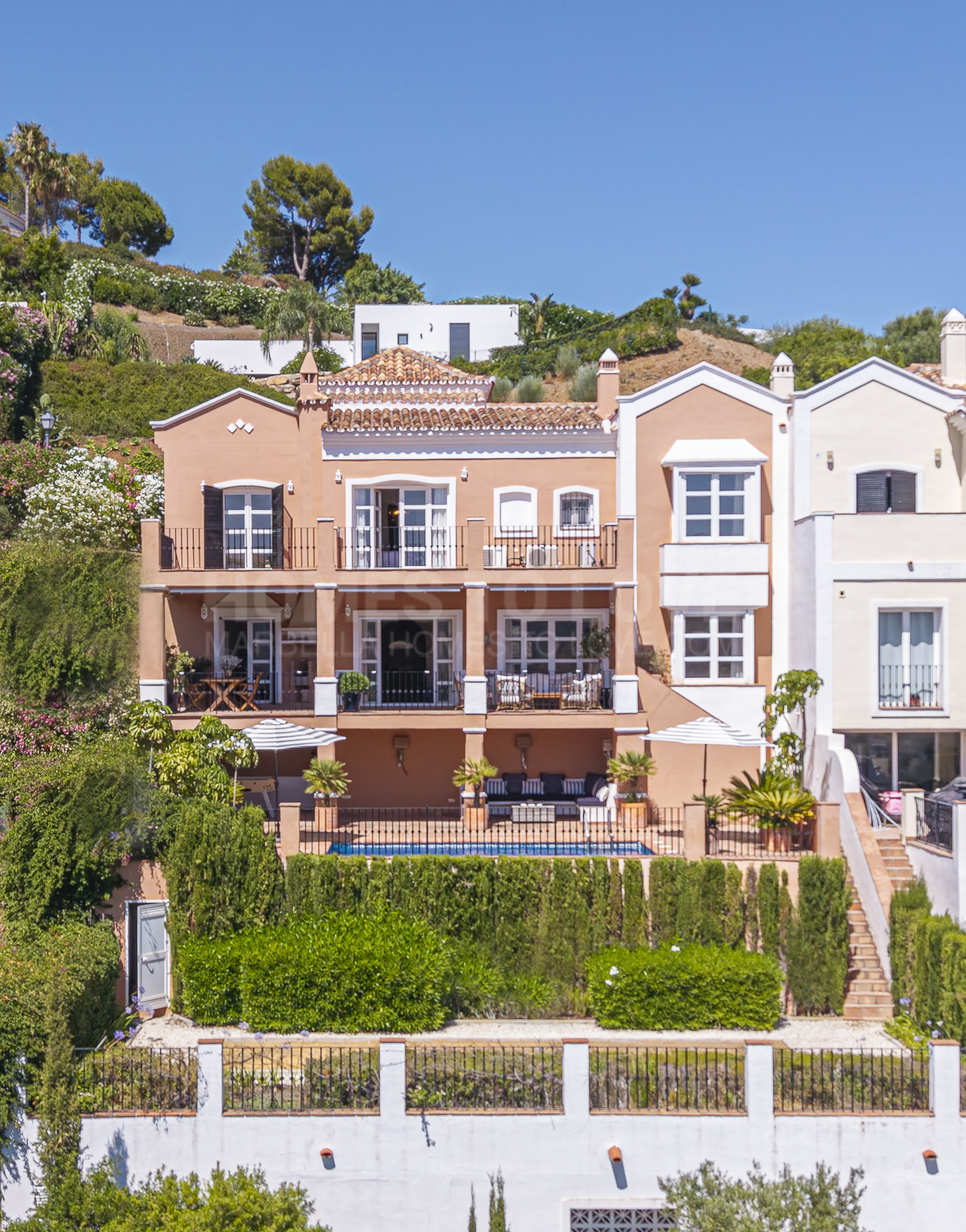 Four-Bed Hillside Detached House with Pool and Sea Views, Monte Mayor, Benahavis