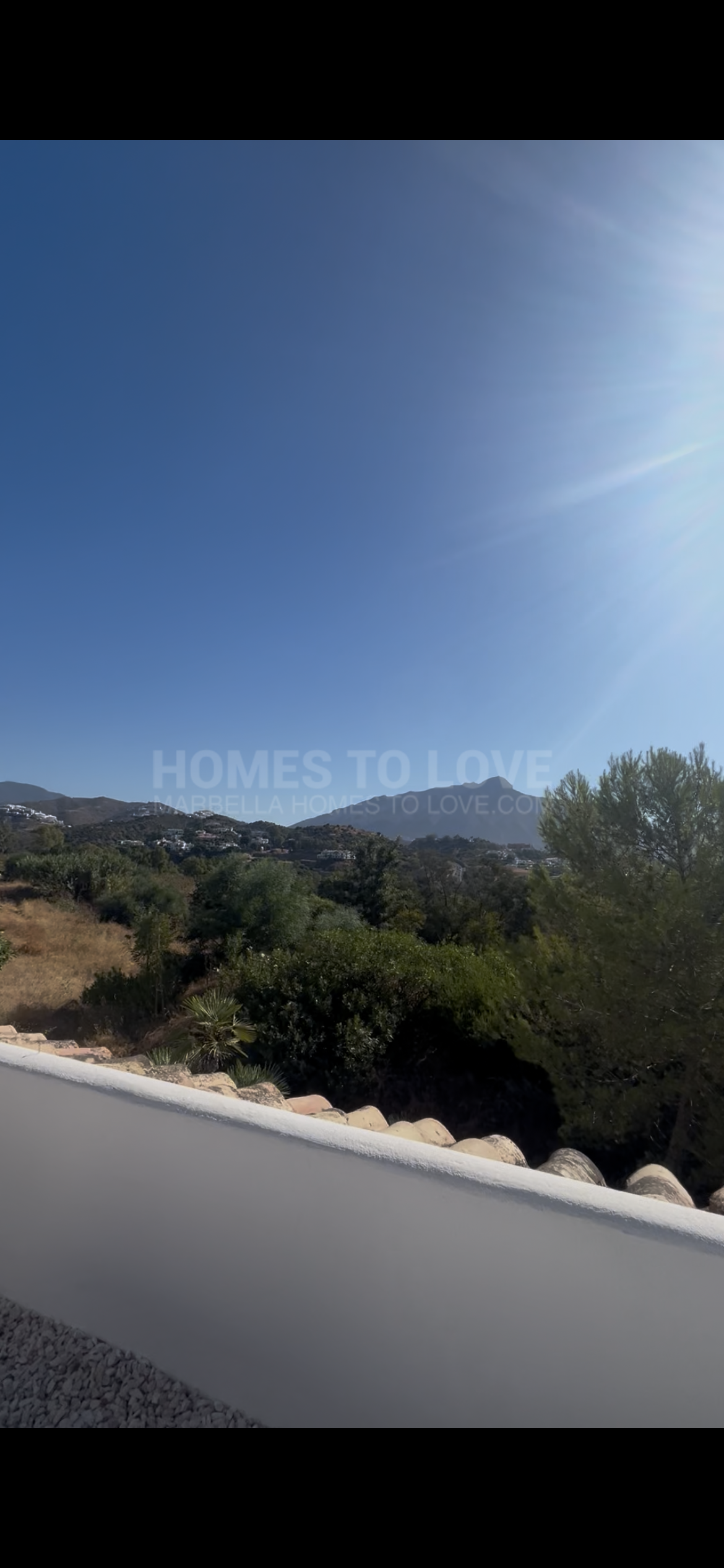 Elegante unabhängige Villa auf einem großartigen Gelände in La Quinta, Benahavís