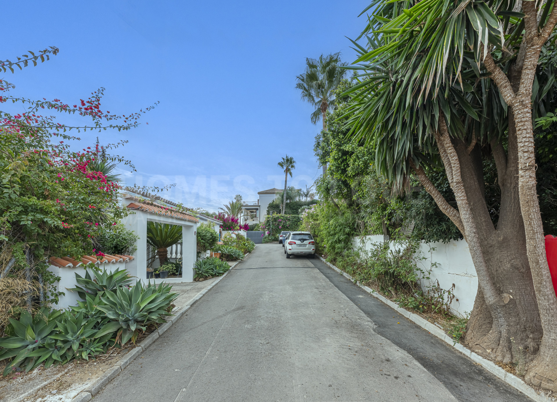 Detached Villa in Buenas Noches, Estepona Excellent Renovation potential