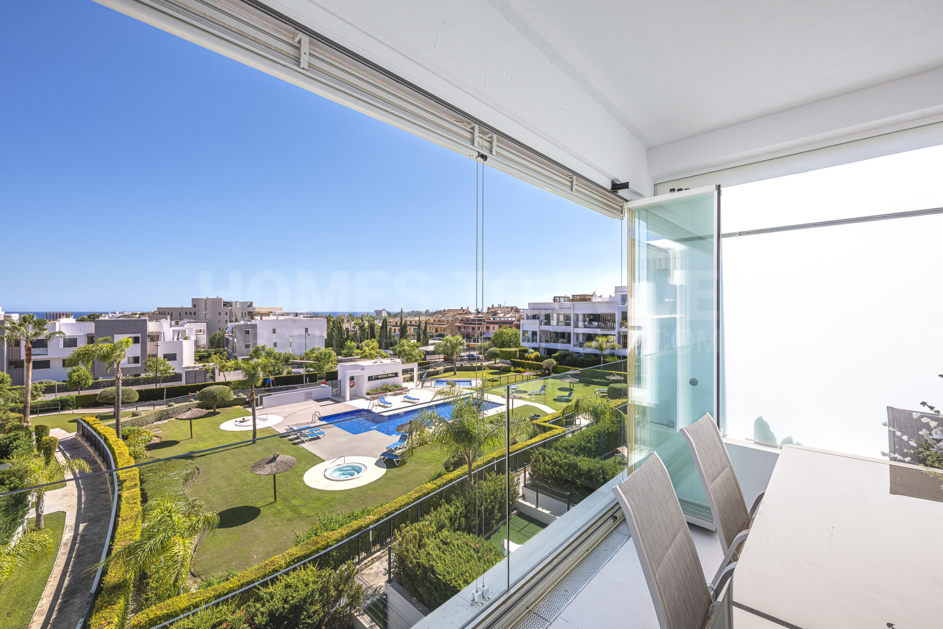 Penthouse mit 118m² Dachterrasse & Meerblick – Miradores del Sol, Estepona Ost