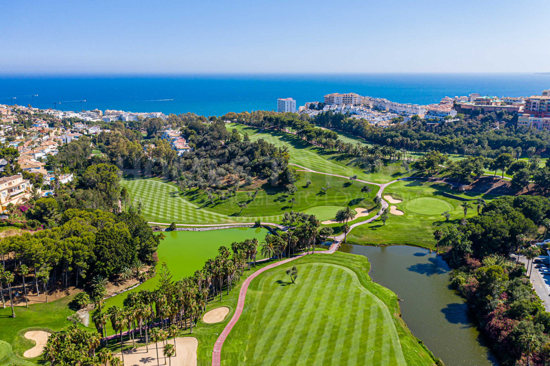 Ground Floor Apartment with Spacious Terrace – La Reserva de Marbella, Las Chapas