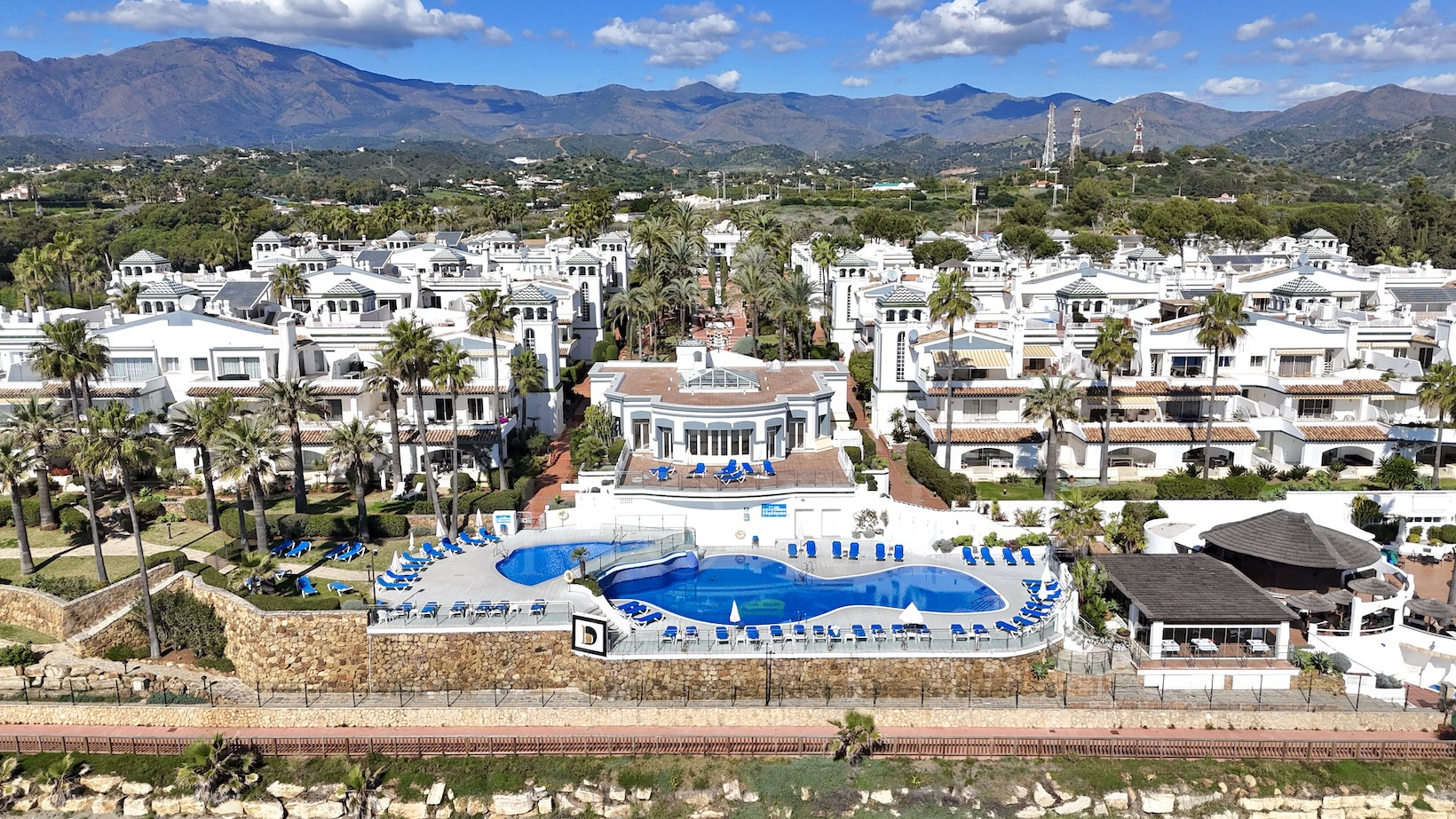 Penthouse duplex de vânzare în Dominion Beach, Estepona East