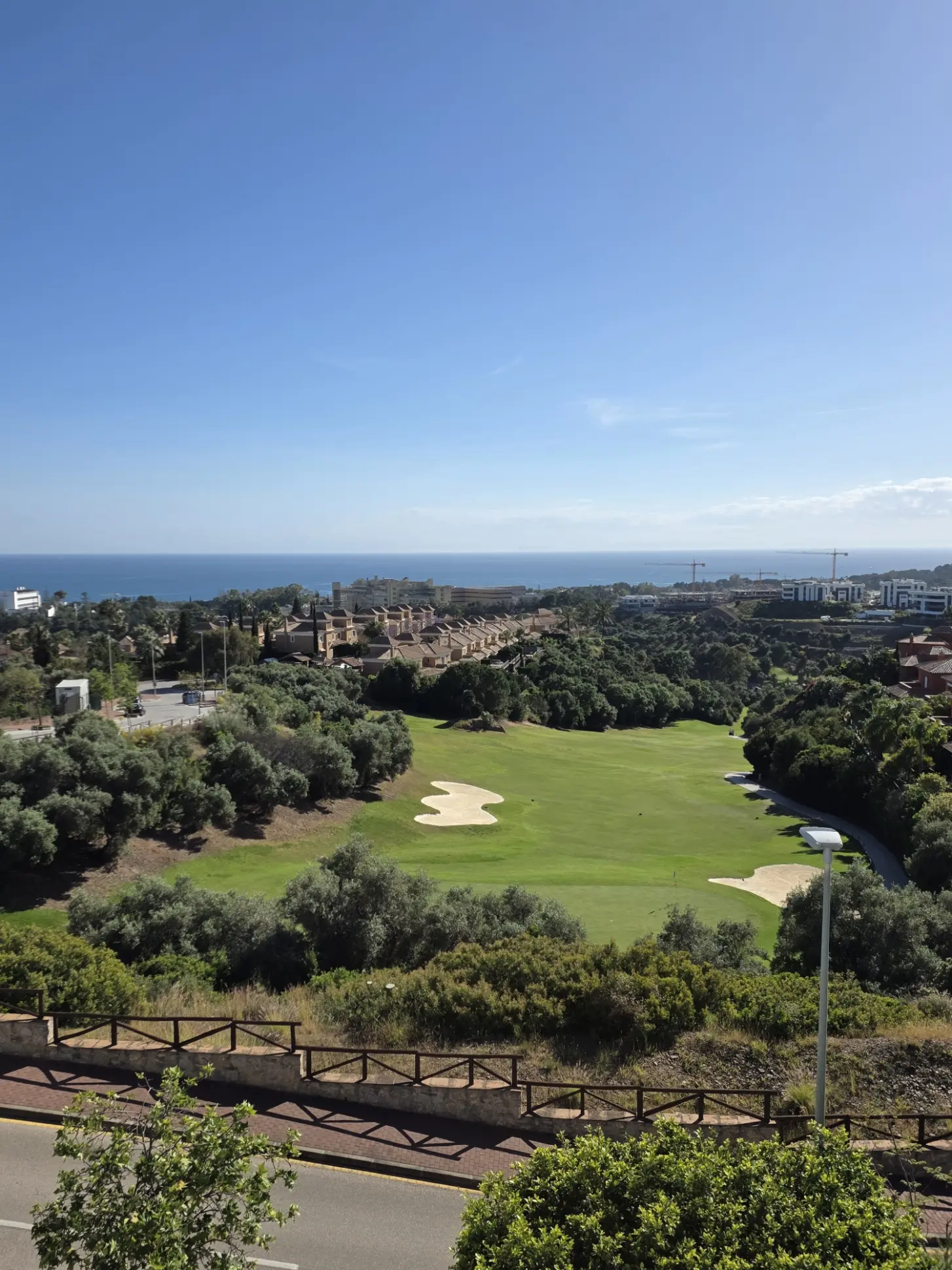 Exclusive Townhouse with panoramic sea, mountain, and golf course views, located in the highly sought-after Santa Clara Golf urbanisation.