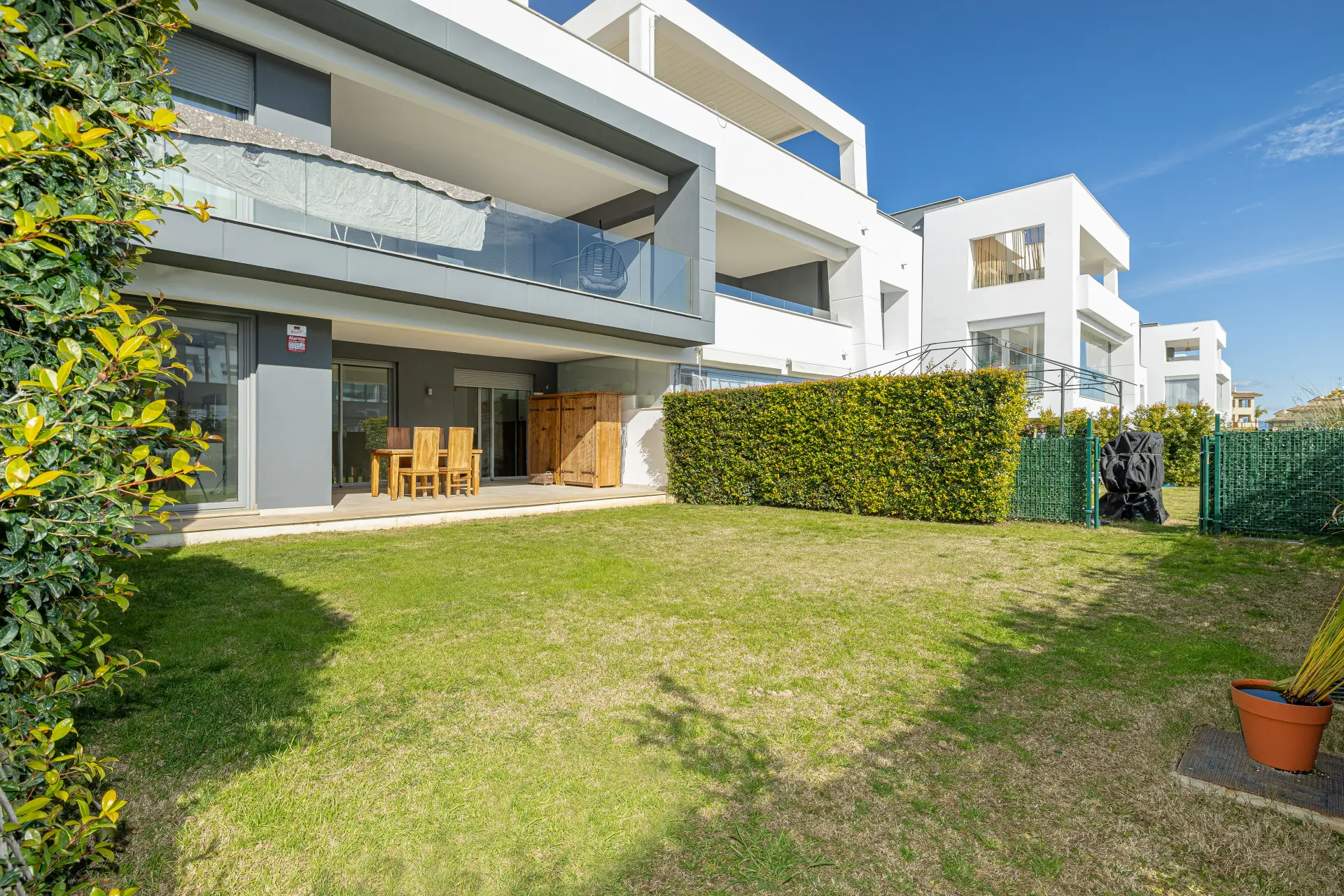 Appartement begane grond te koop in New Golden Mile, Estepona Oost