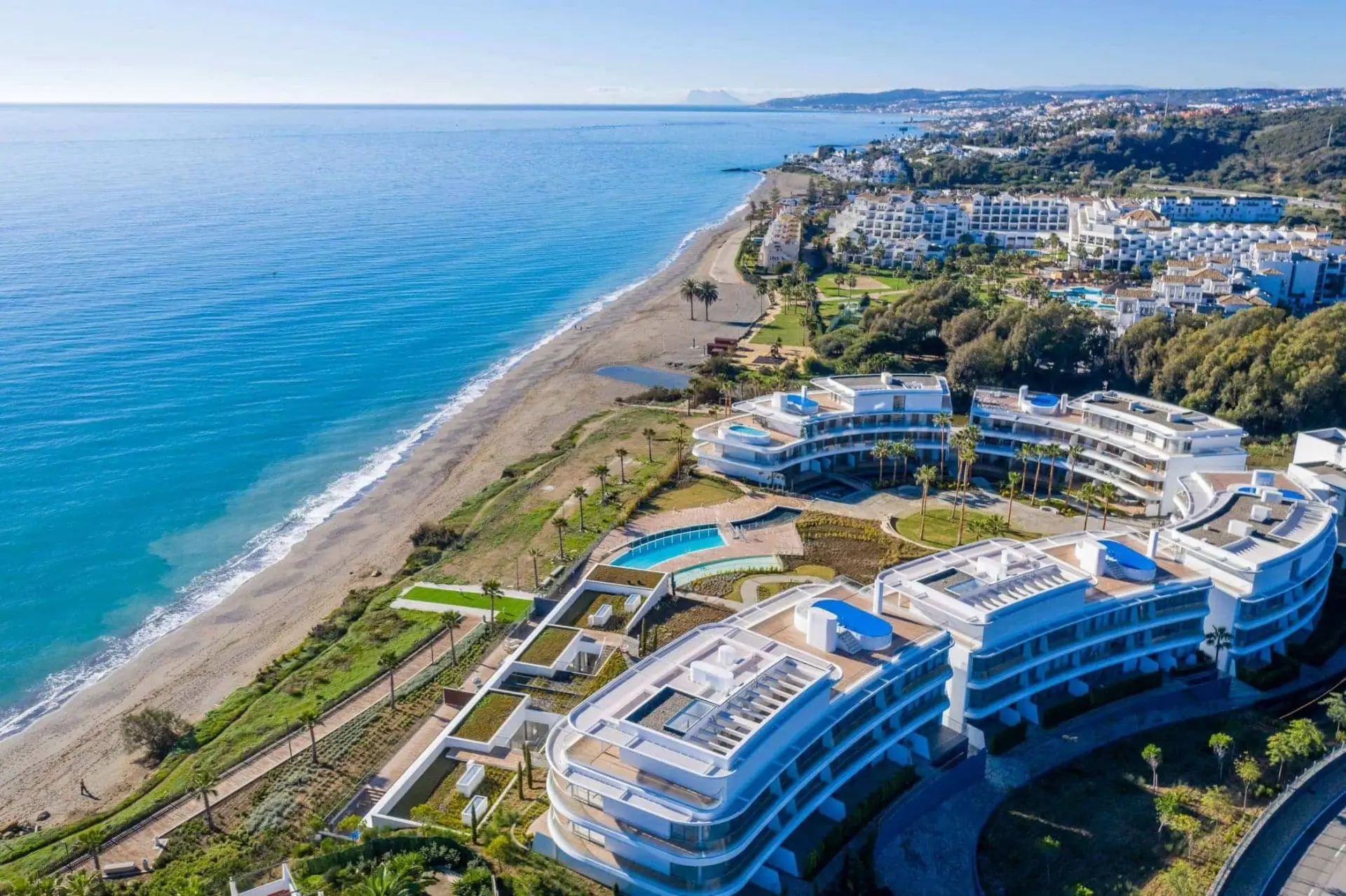 Luxurious beachfront apartment with private garden