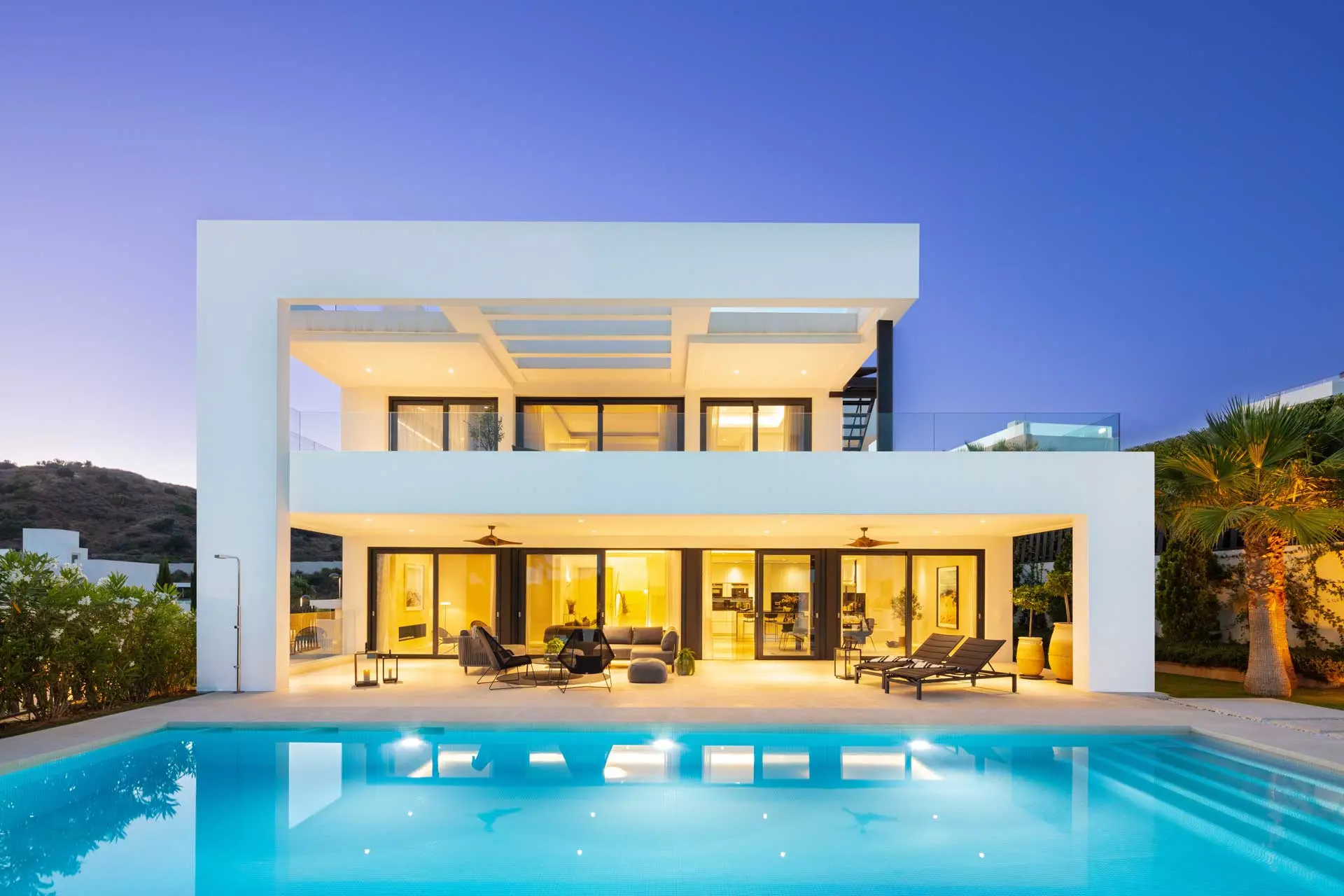 Villa for sale in Los Olivos, Nueva Andalucia, Marbella
