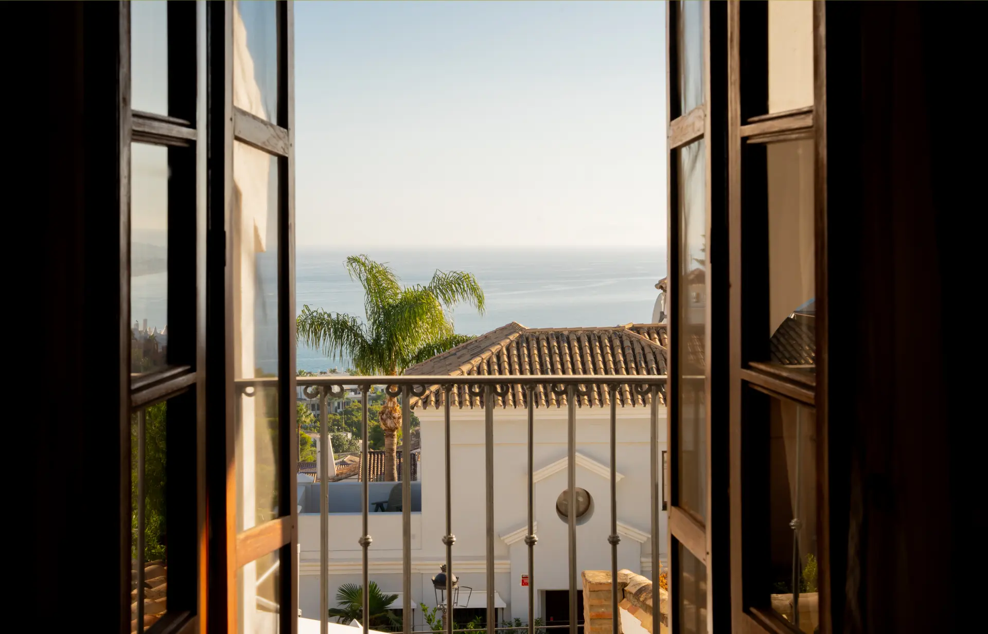 Charming family villa with panoramic sea views in Seghers, Estepona