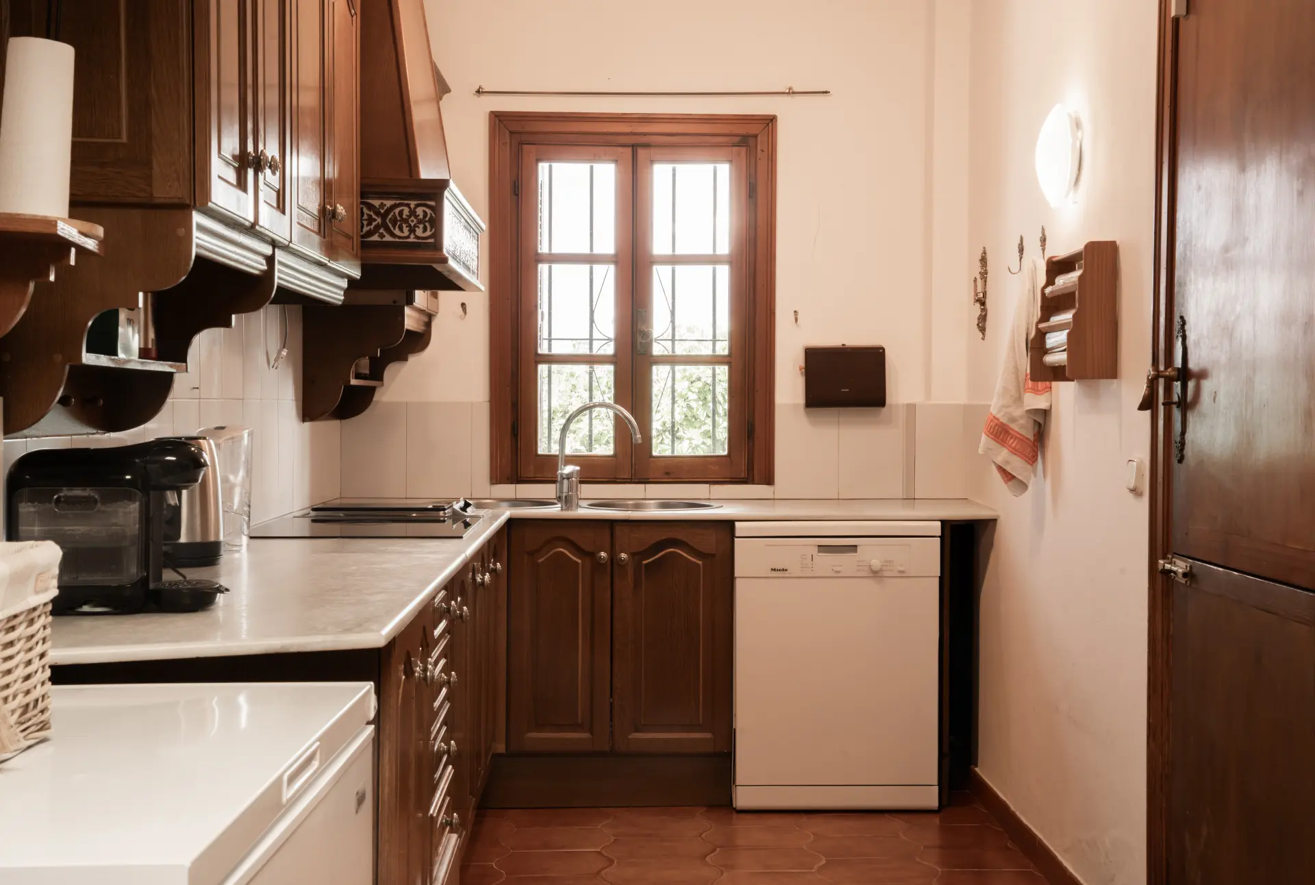 Charming family villa with panoramic sea views in Seghers, Estepona