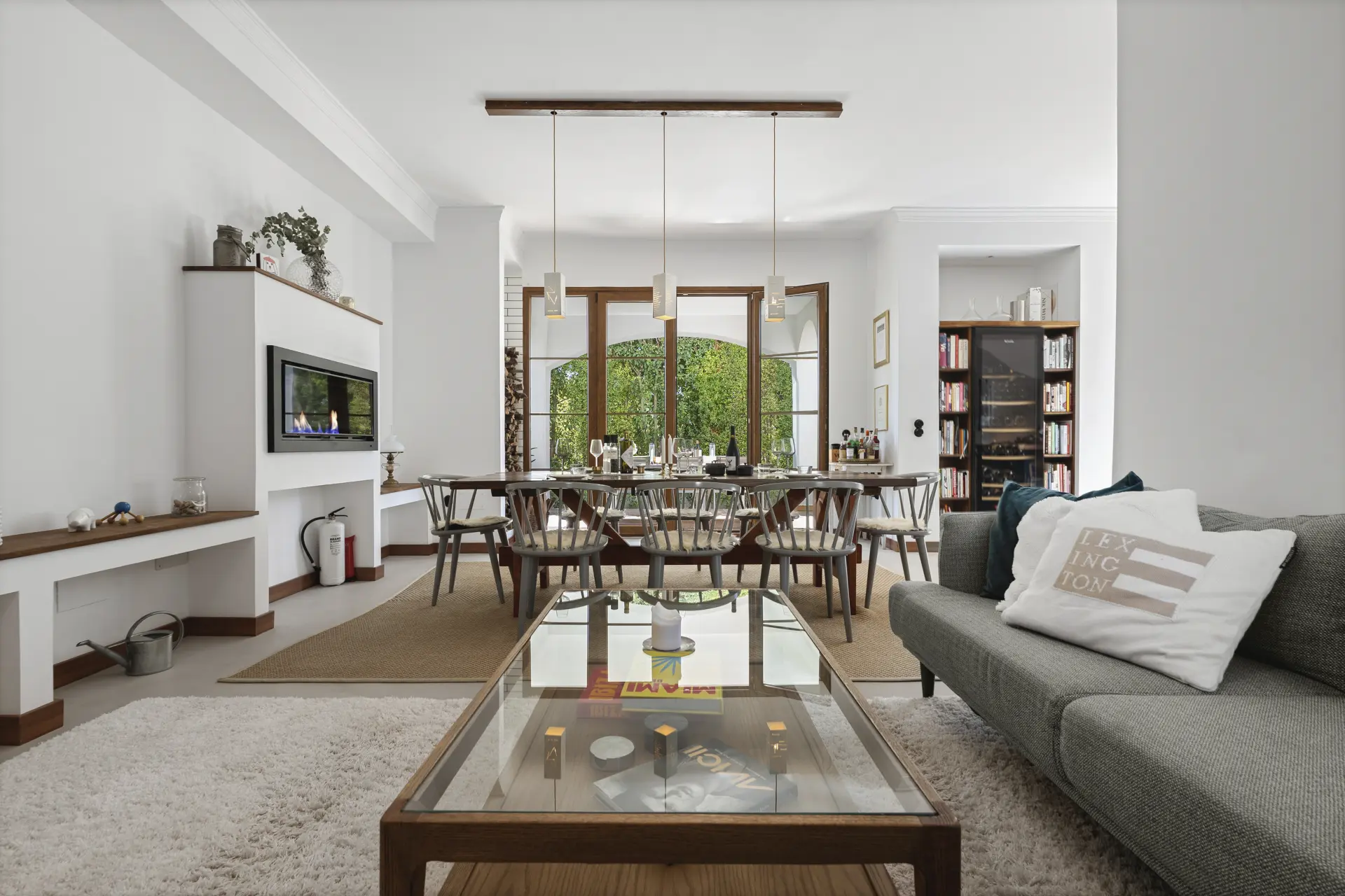 Renovated Villa with Sea Views and Mediterranean Charm