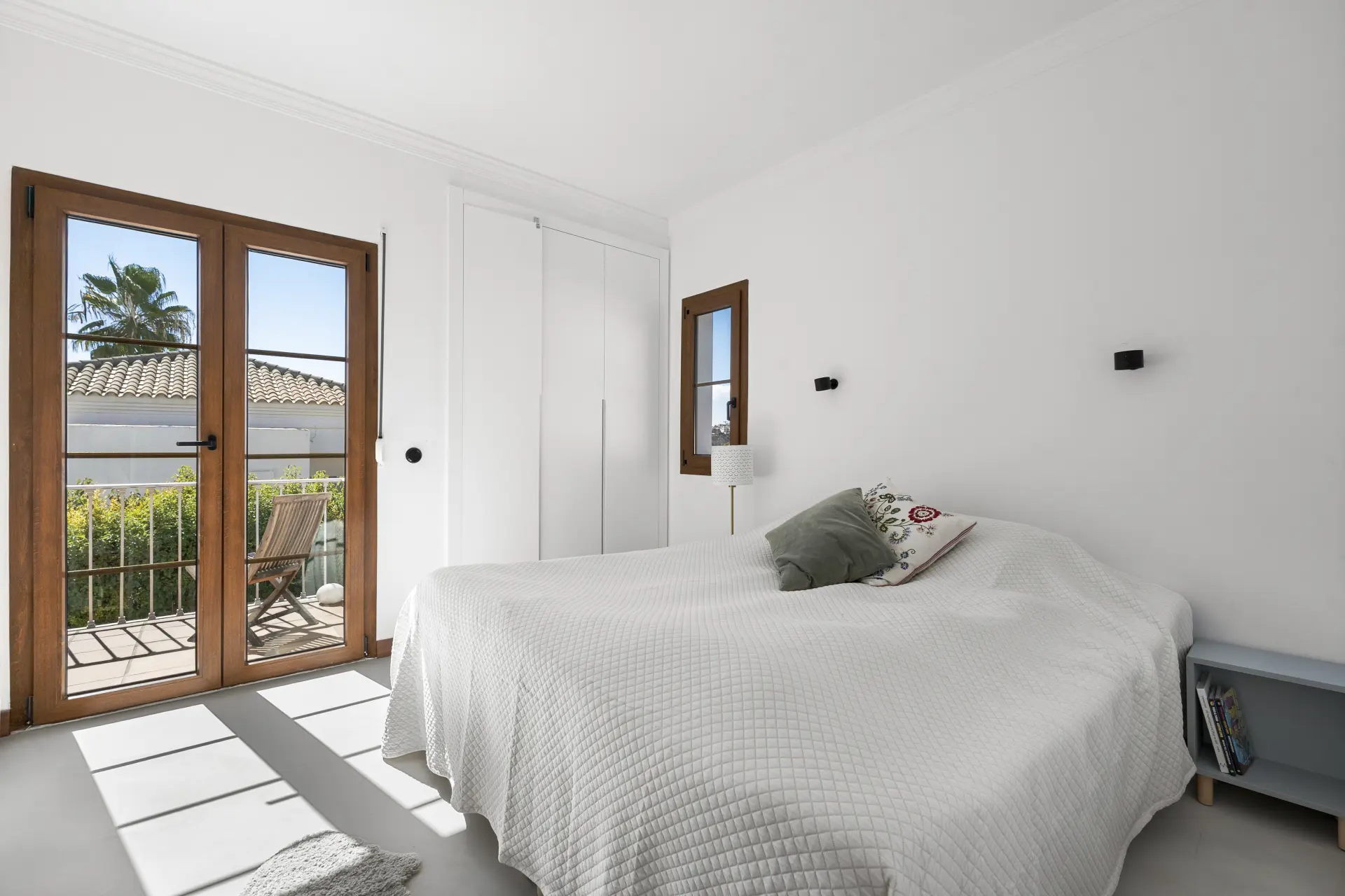 Renovated Villa with Sea Views and Mediterranean Charm