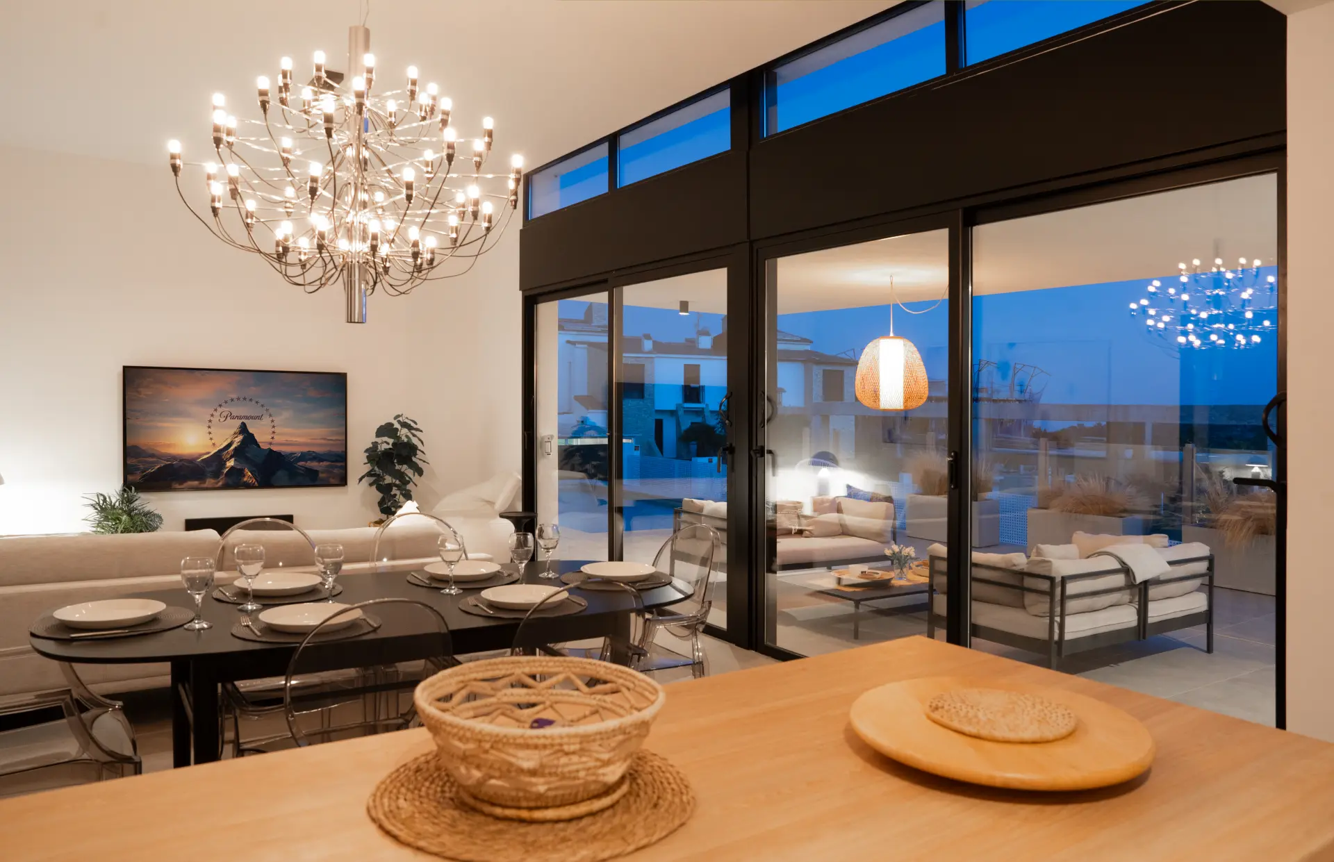 Contemporary 3-bedroom villa in Valle Romano