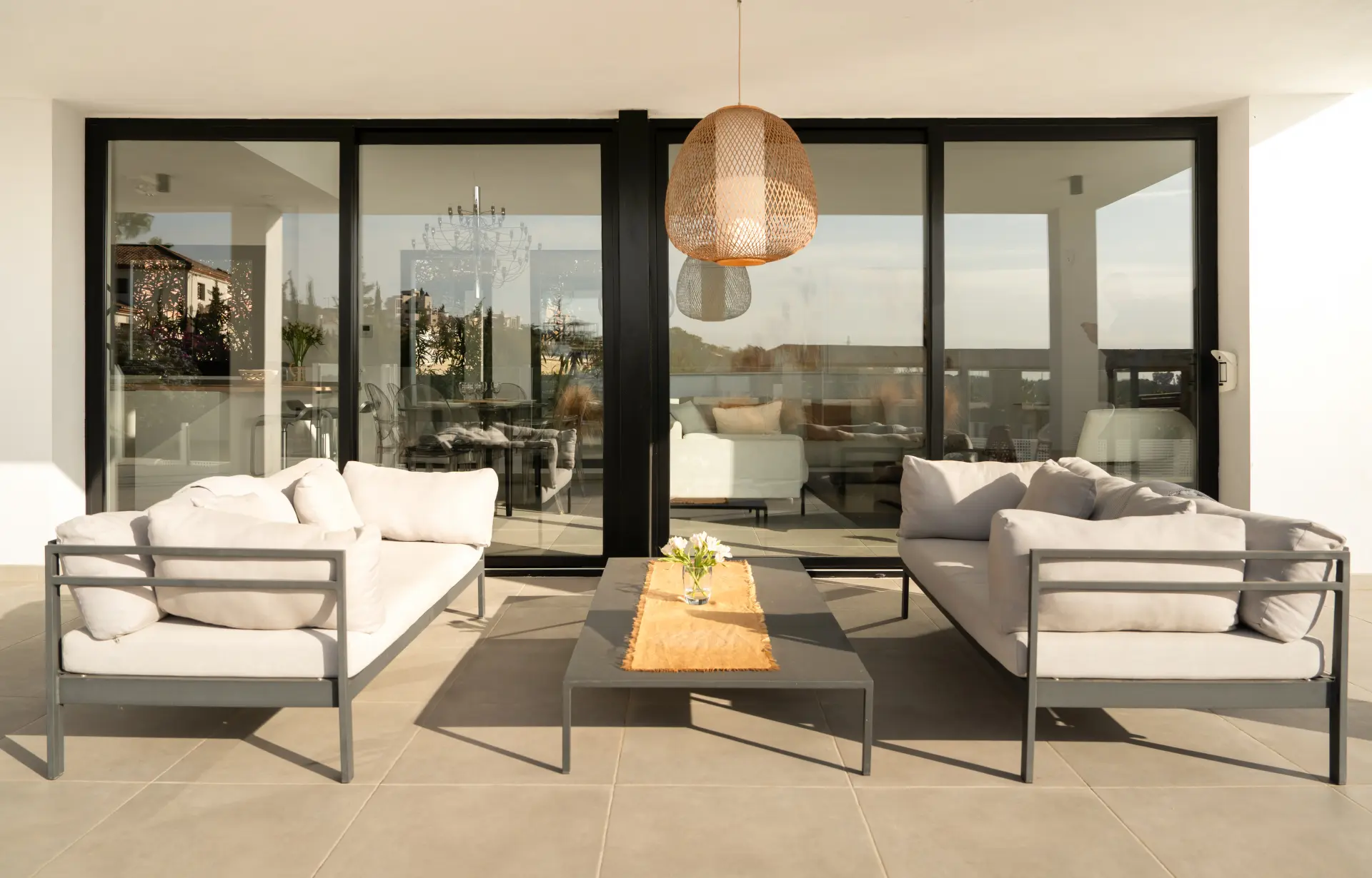 Contemporary 3-bedroom villa in Valle Romano