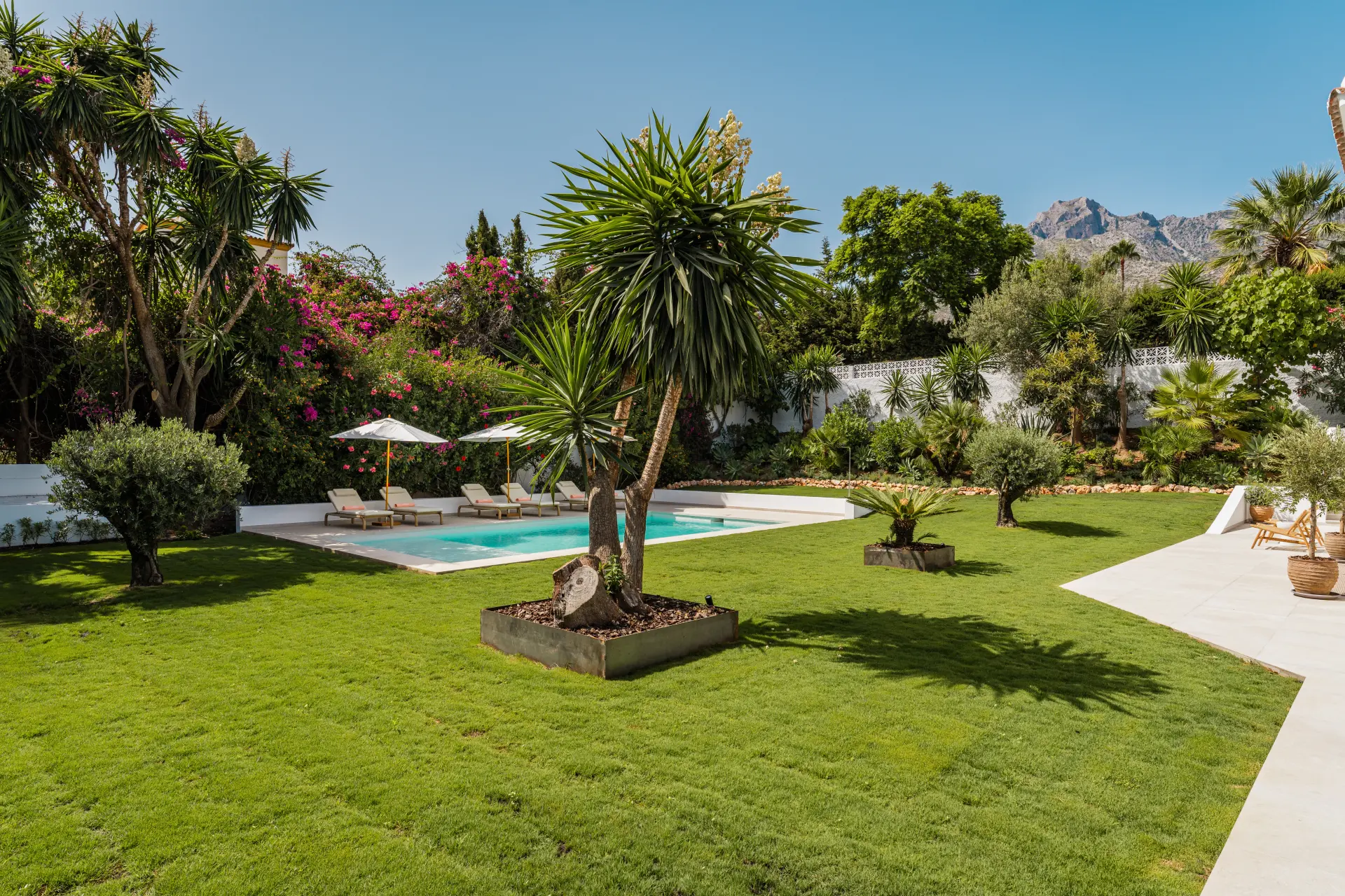 Villa Zéphire | Fully renovated Andalusian villa in Rocío de Nagüeles