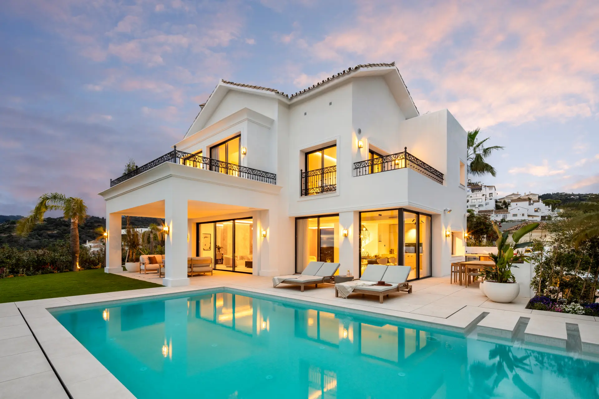 Villa Fortuna – Villa with Golf and Sea Views in Los Arqueros, Marbella
