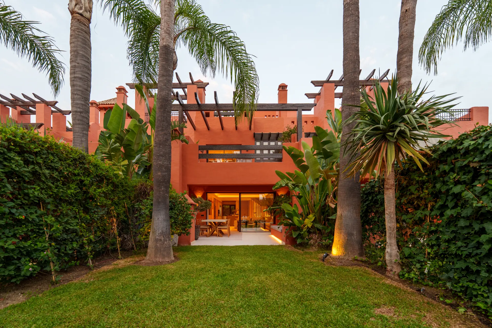Altos de Puente Romano 13 – Renovated Townhouse on Marbella’s Golden Mile