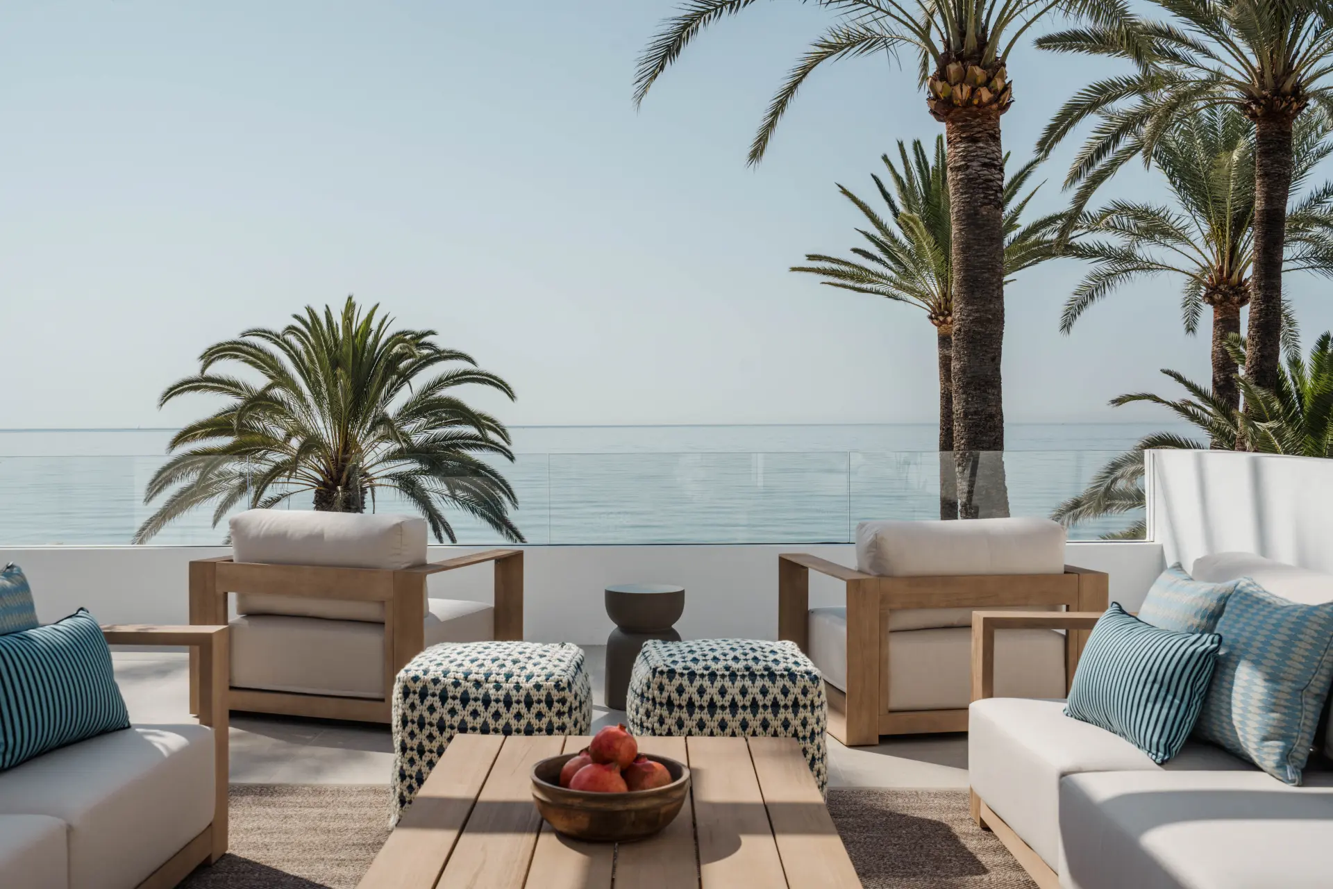 Beachfront semi-detached house on the Golden Mile