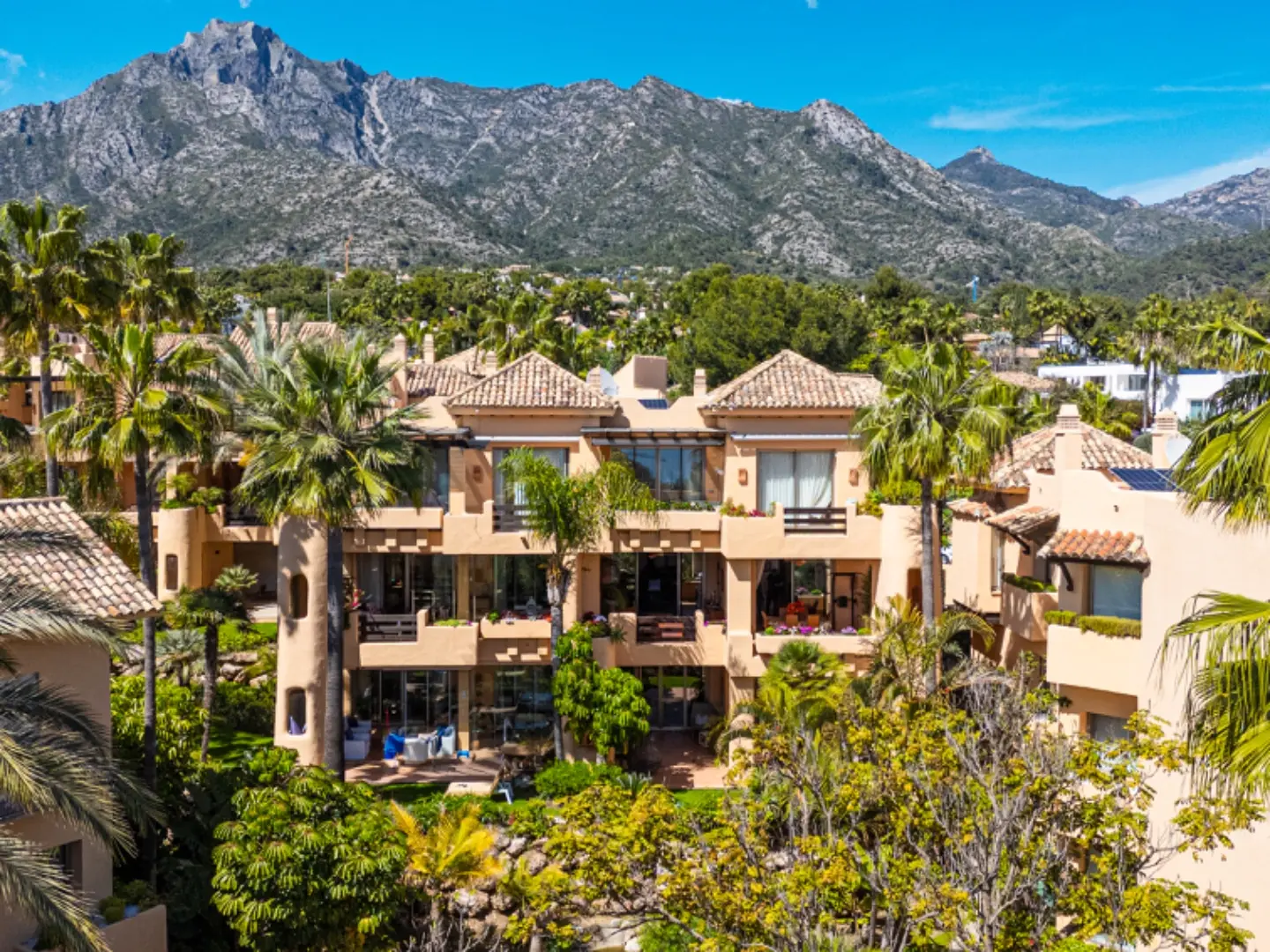 Apartment for sale in Sierra Blanca, Marbella Golden Mile