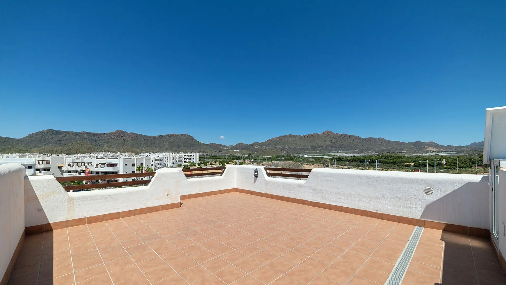 Strandappartement met terras of tuin bij Playa Los Nardos, Pulpi