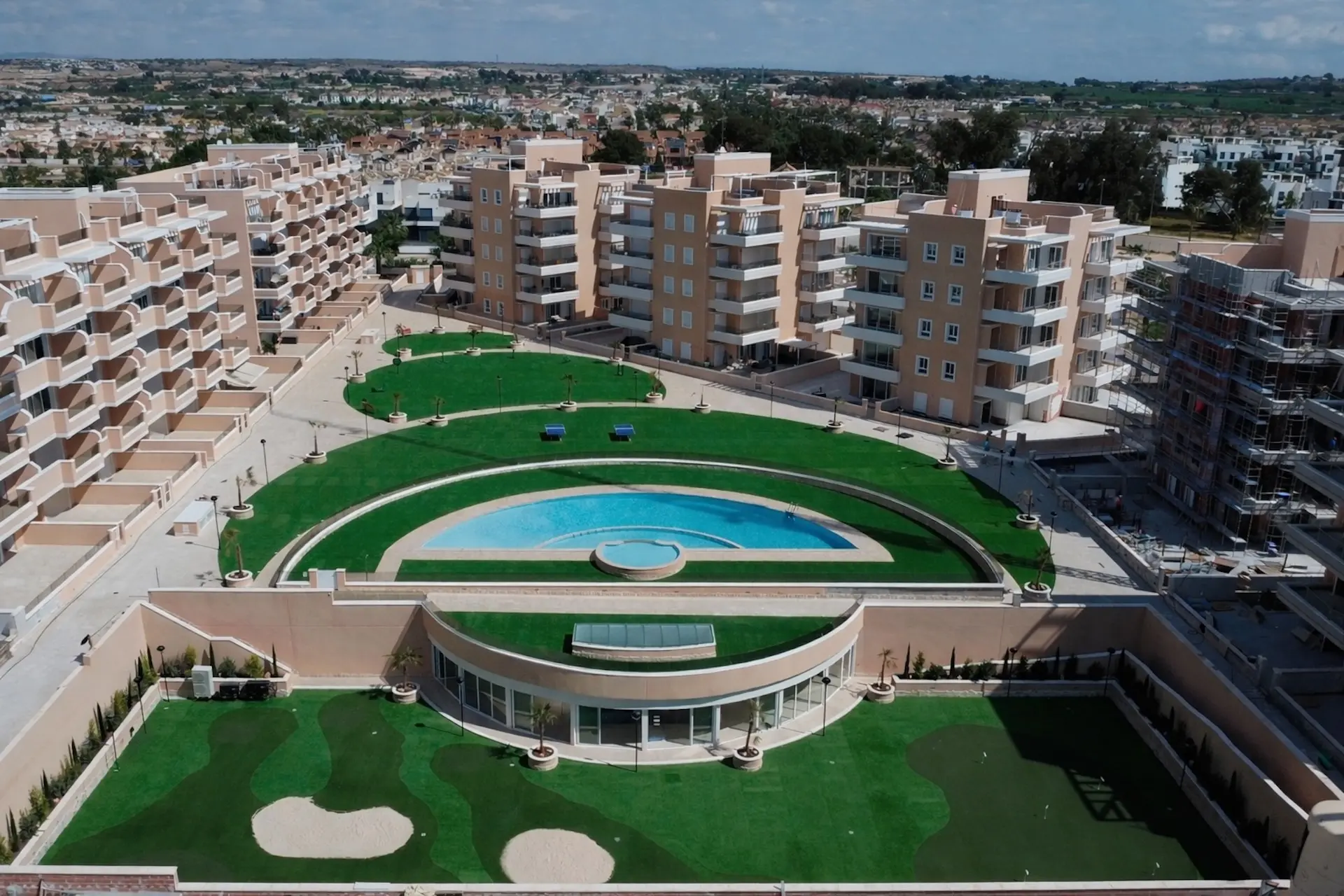 Penthouse mit 3 Schlafzimmern und Dachterrasse in El Raso zu verkaufen