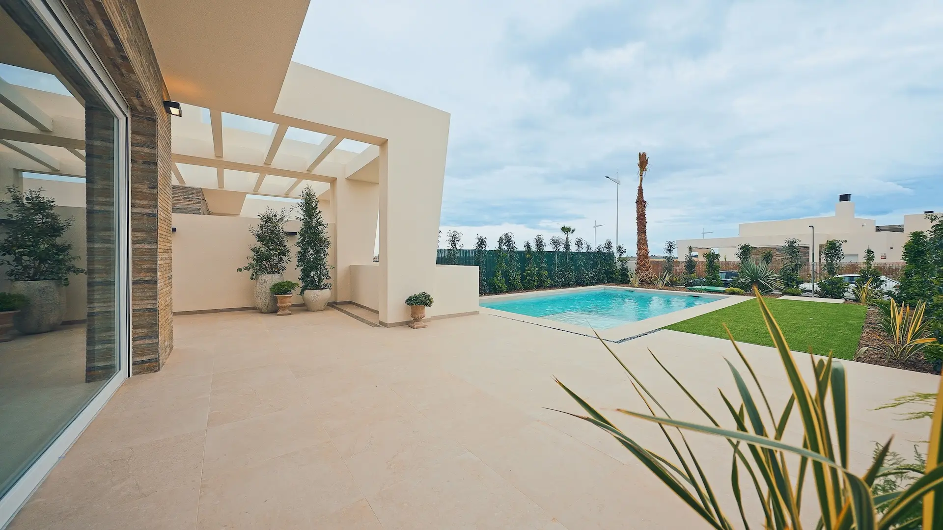 Villas modernes de plain-pied à vendre avec piscine à La Finca Golf