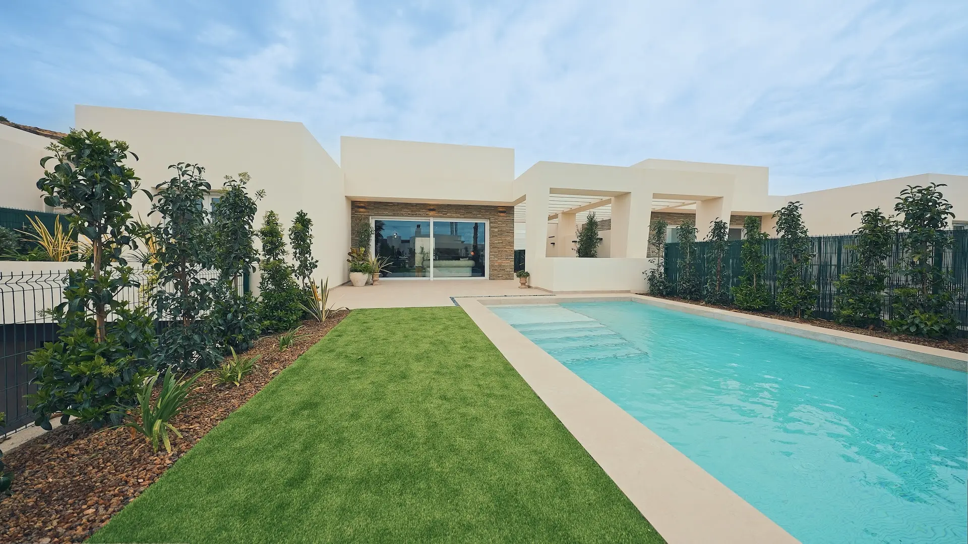 Villas modernes de plain-pied à vendre avec piscine à La Finca Golf
